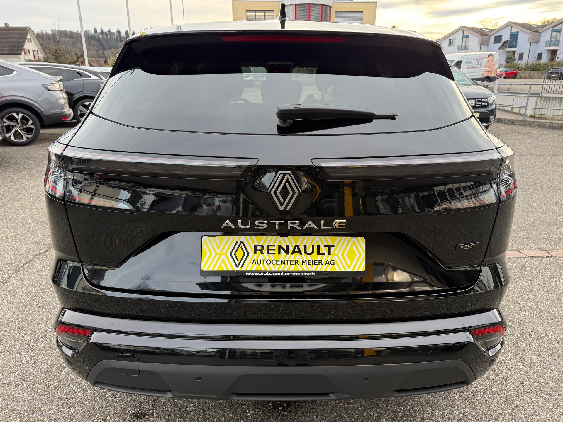 RENAULT Austral 1.2 HEV 200 Techno A-image-4