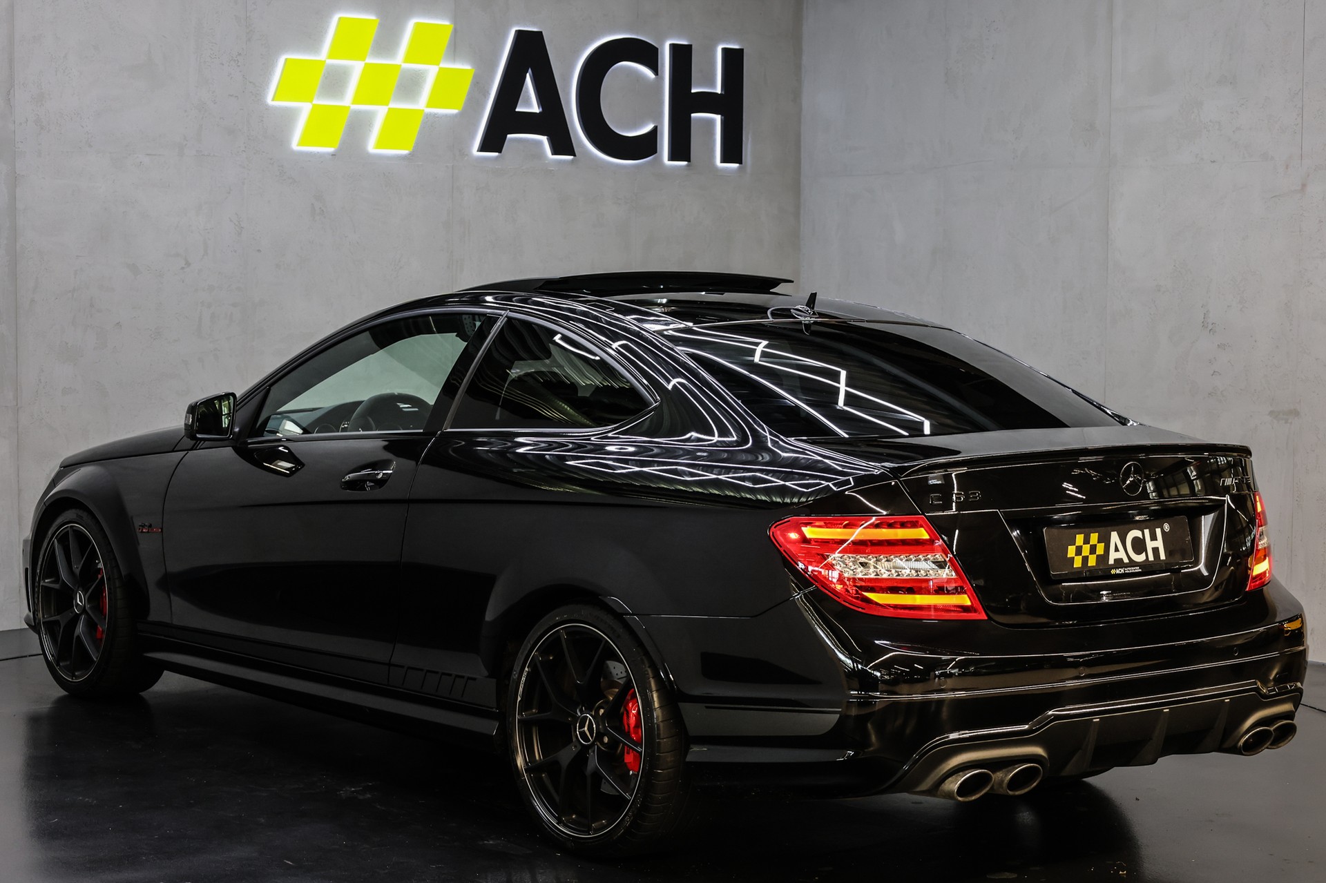 MERCEDES-BENZ C 63 V8 AMG Coupé Edition 507-showroom-element-3