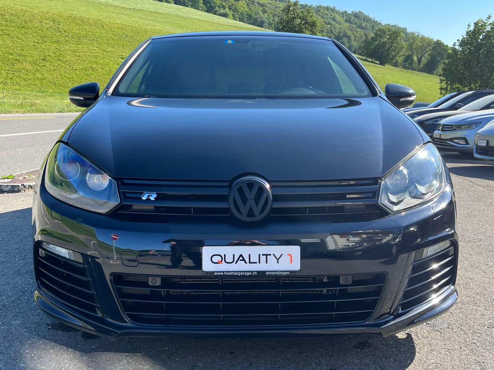 VW Golf 2.0 TSI R 4Motion DSG-showroom-element-1