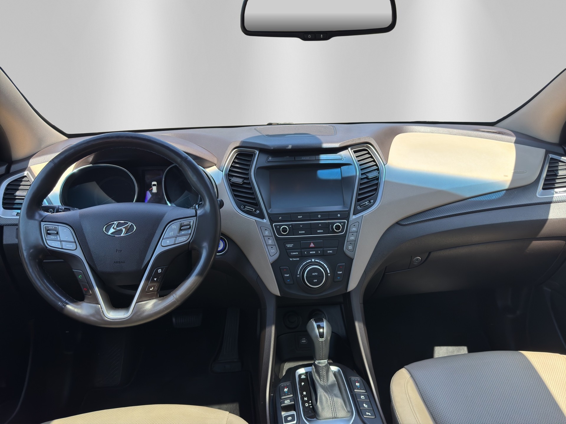 HYUNDAI Santa Fe 2.2 CRDI Vertex 4WD Automatic-image-13