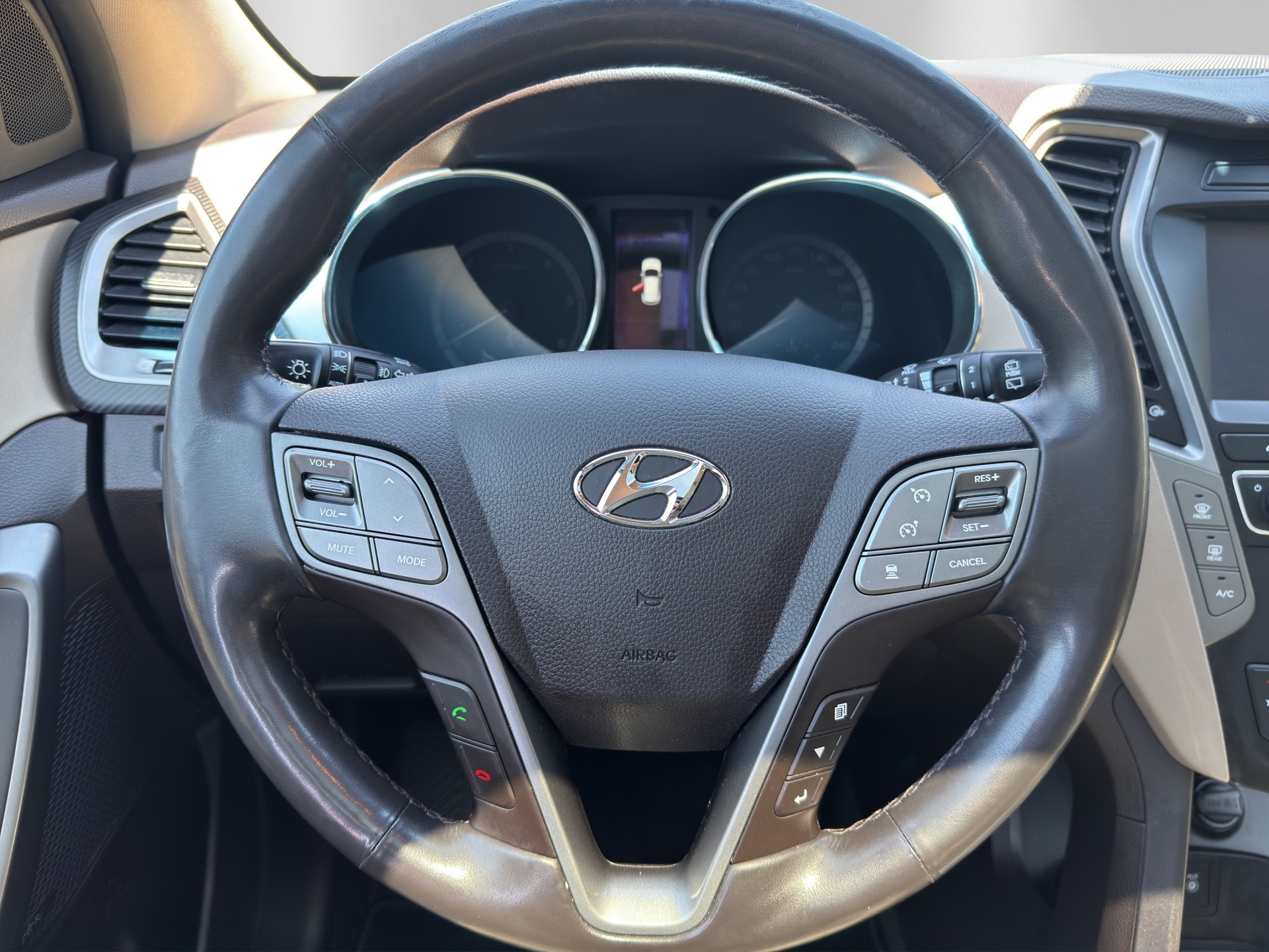 HYUNDAI Santa Fe 2.2 CRDI Vertex 4WD Automatic-image-14