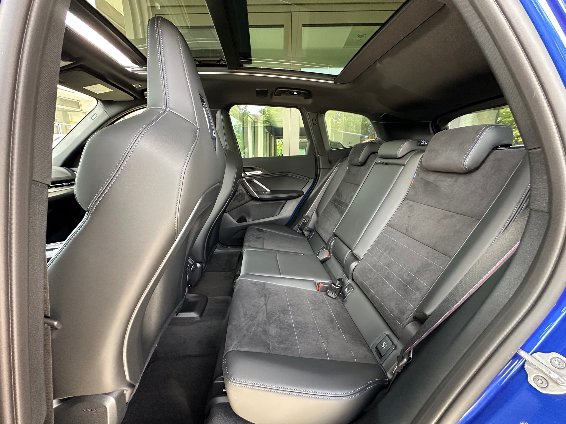 BMW X1 xDrive M35i-image-8