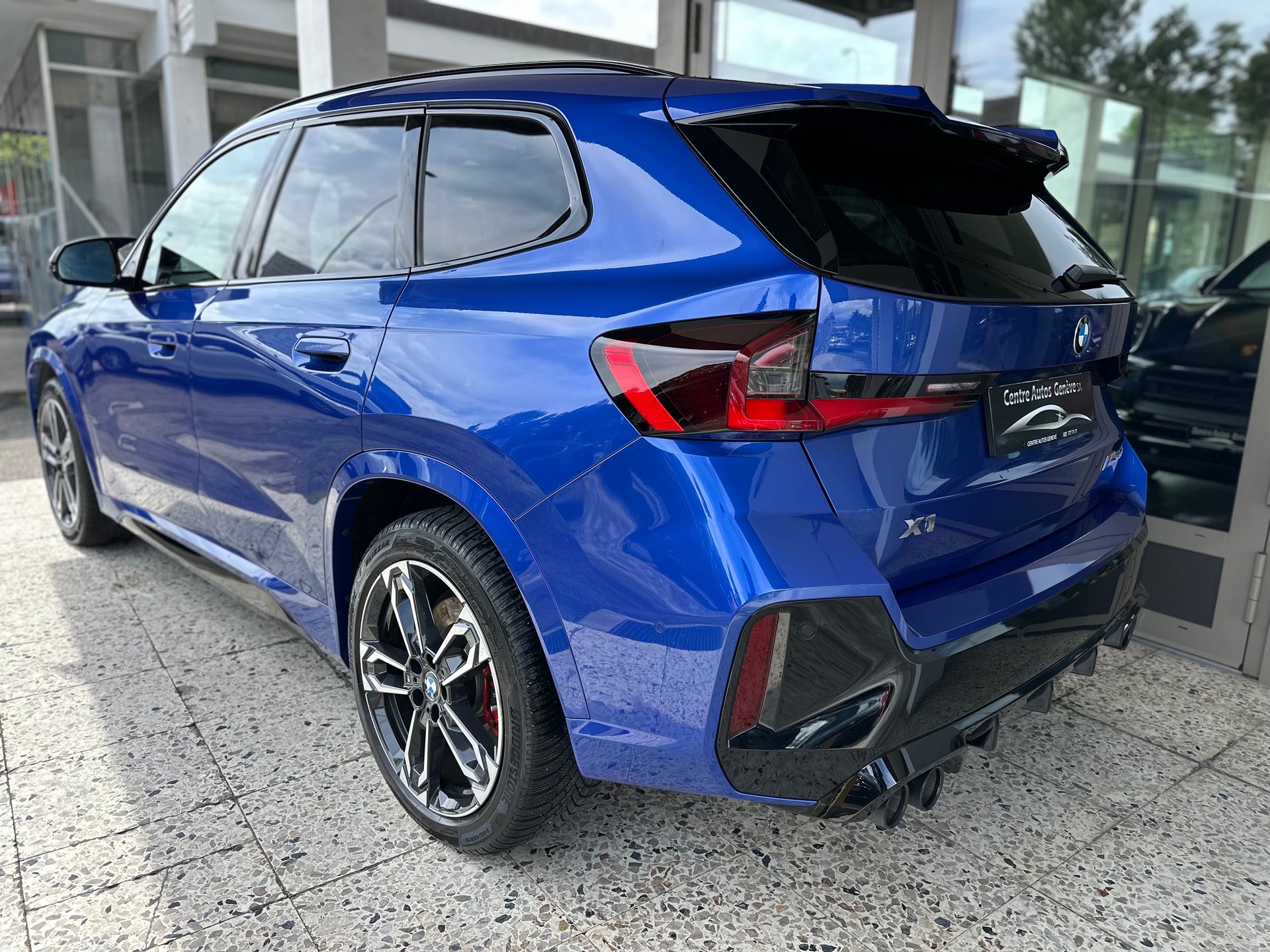 BMW X1 xDrive M35i-image-5