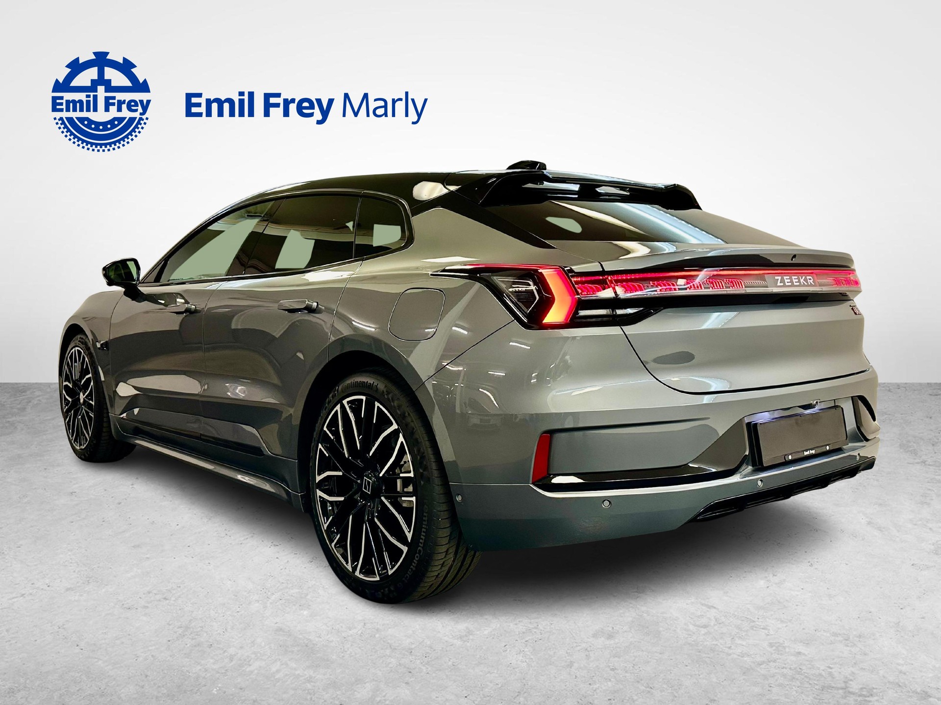 ZEEKR 001 Privilege AWD-showroom-element-2