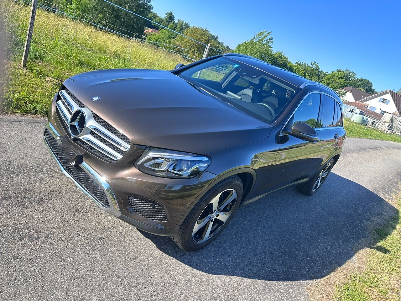 MERCEDES-BENZ GLC 250 d Exclusive 4m-image-3