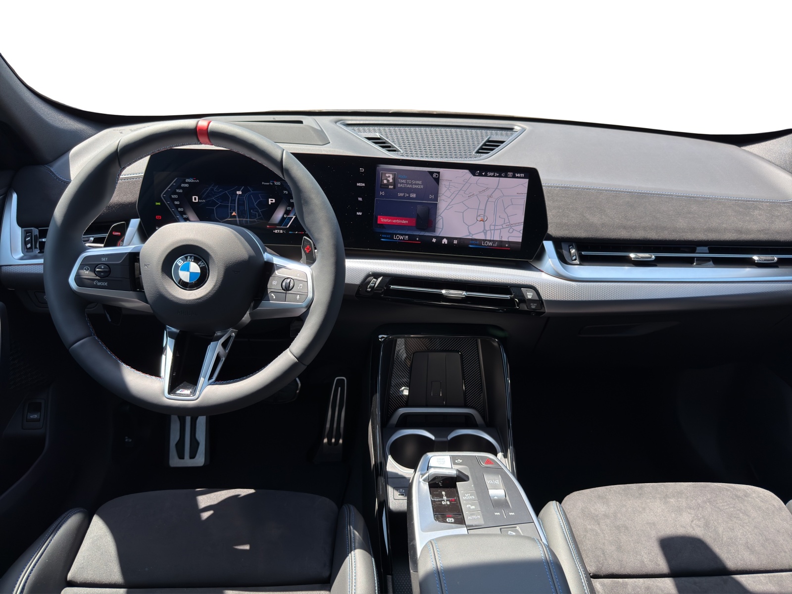 BMW X1 xDrive M35i-image-11