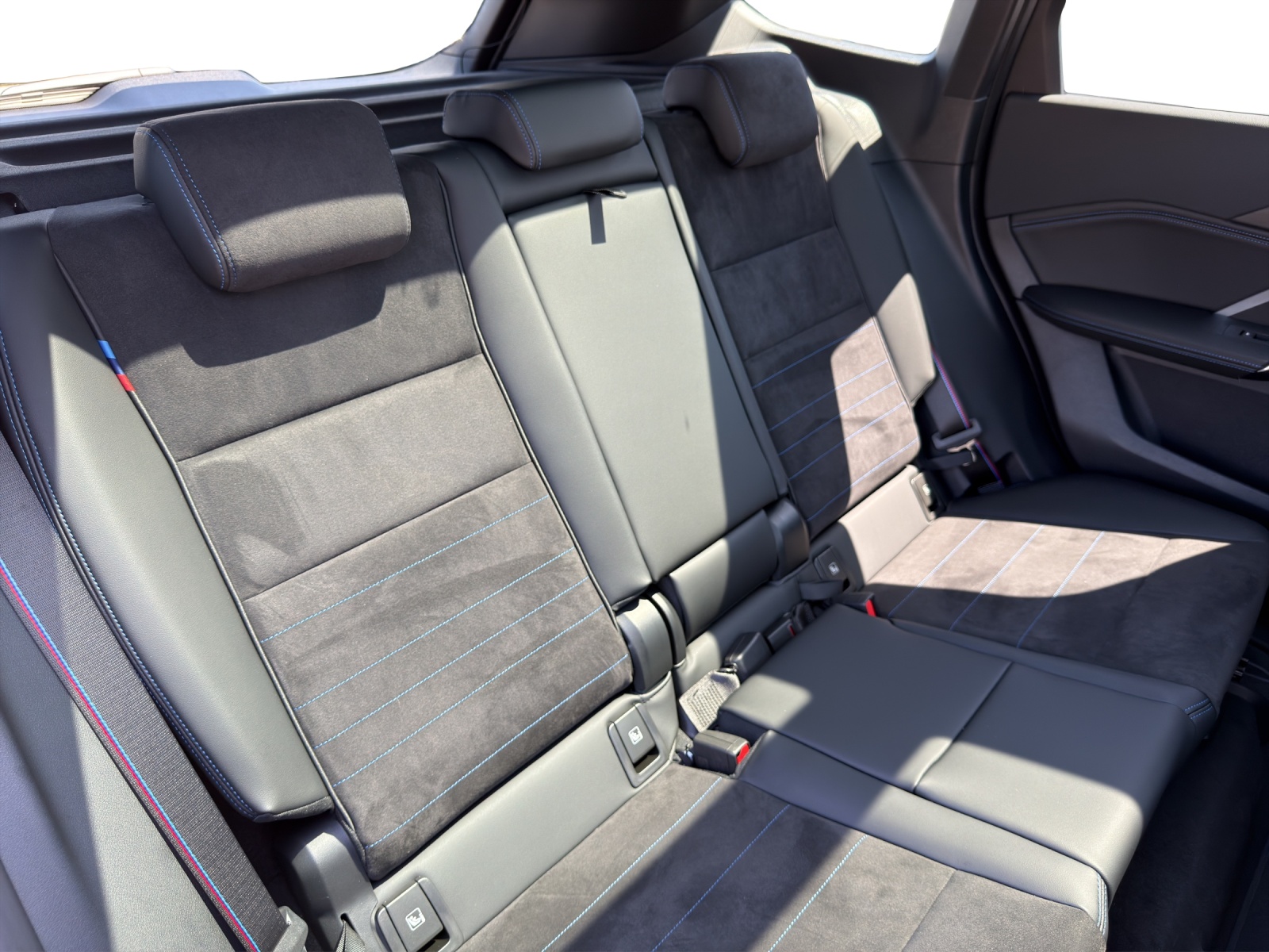 BMW X1 xDrive M35i-image-18