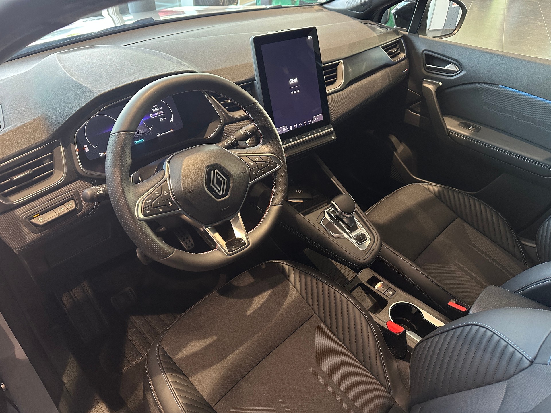 RENAULT Captur 1.3 TCe Esprit Alpine EDC-image-10
