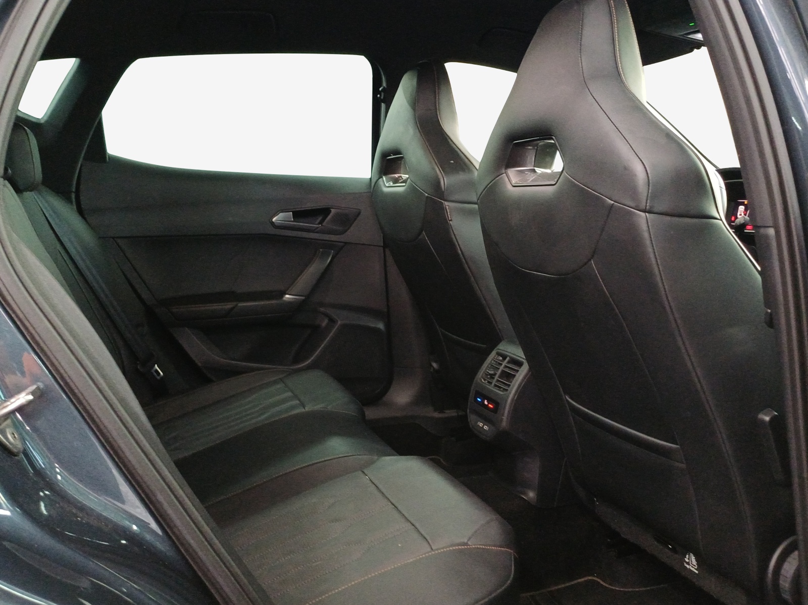 CUPRA Formentor 1.4 e-HYBRID pHEV VZ DSG-image-13