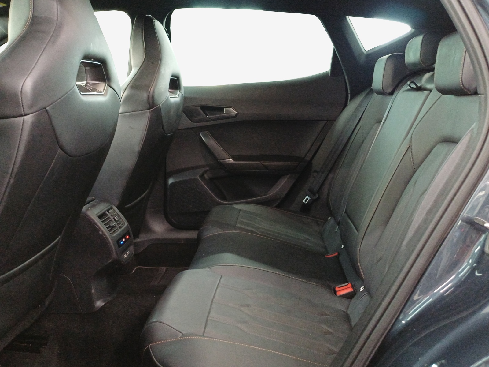 CUPRA Formentor 1.4 e-HYBRID pHEV VZ DSG-image-11