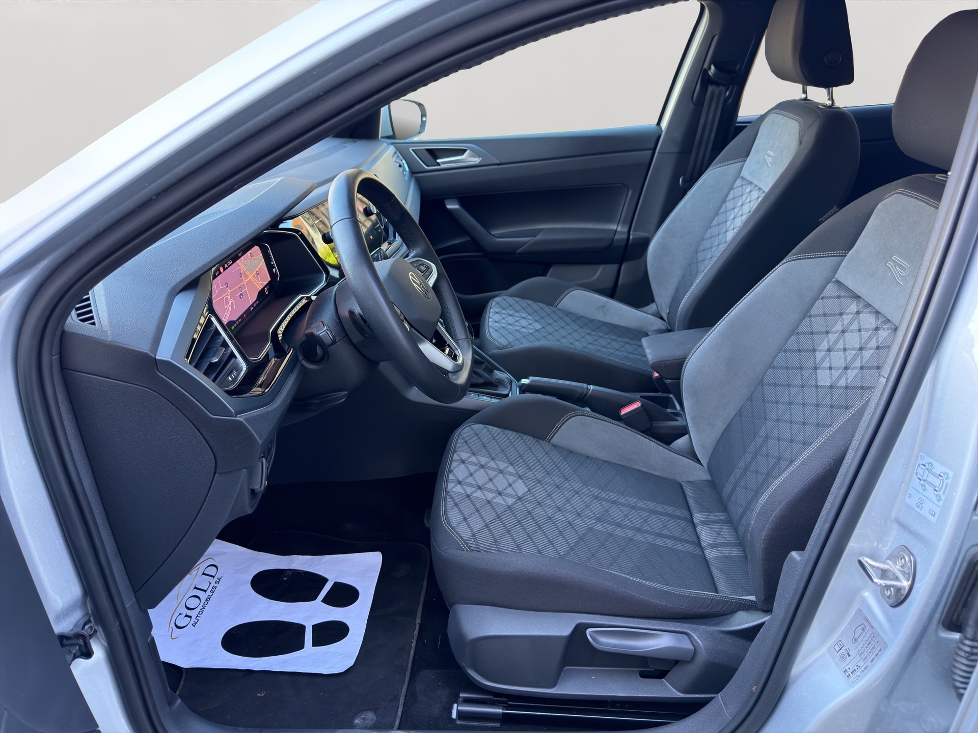 VW Polo 1.0 TSI R-Line DSG-image-7
