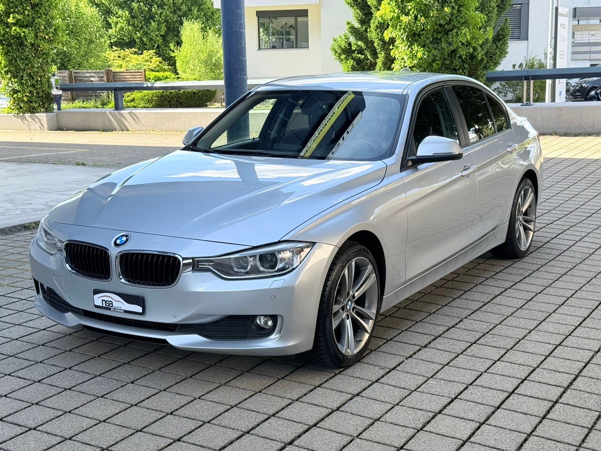 BMW 318d Steptronic-image-1