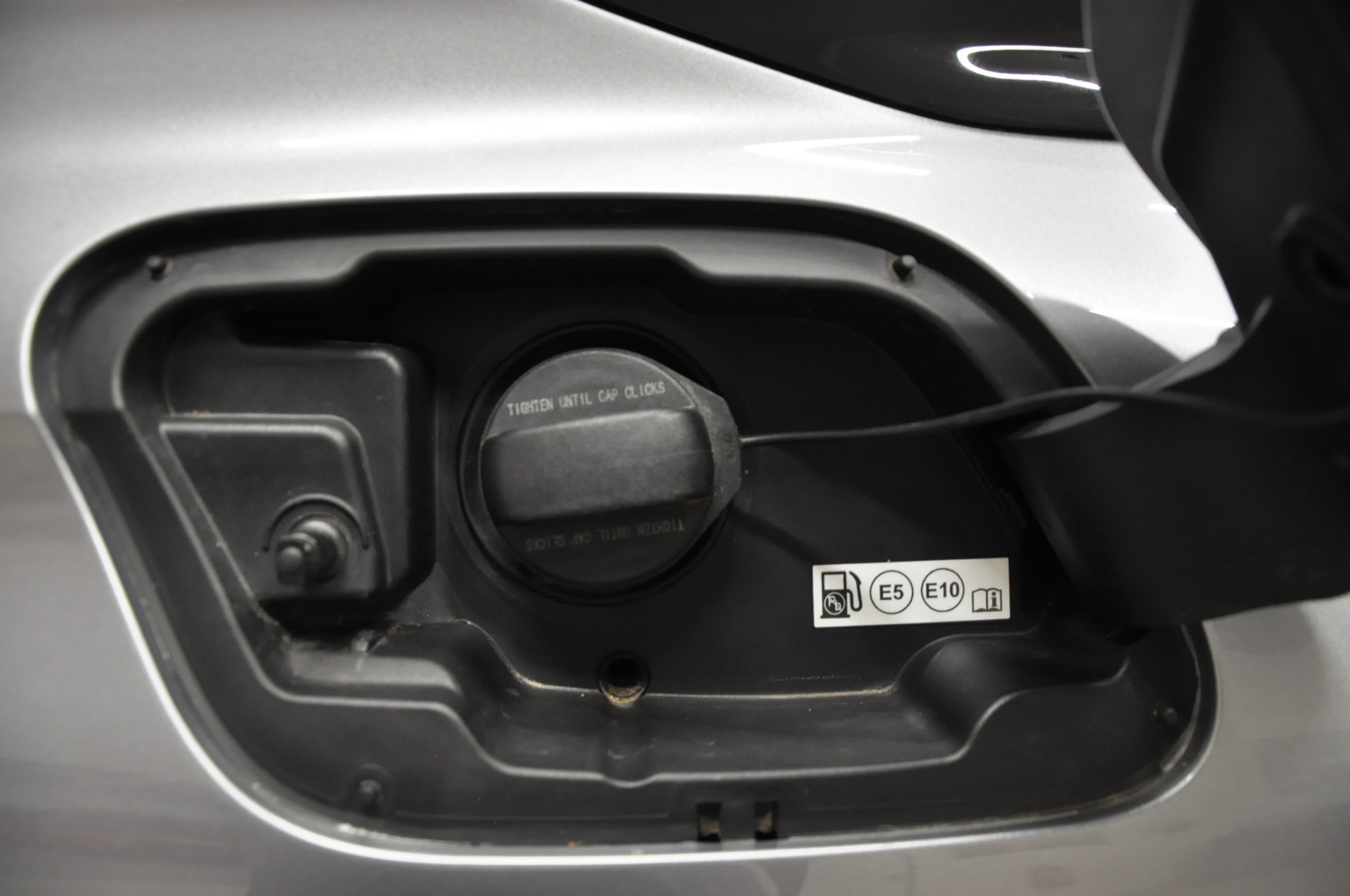PEUGEOT 508 1.6 PHEV Allure EAT8-image-25
