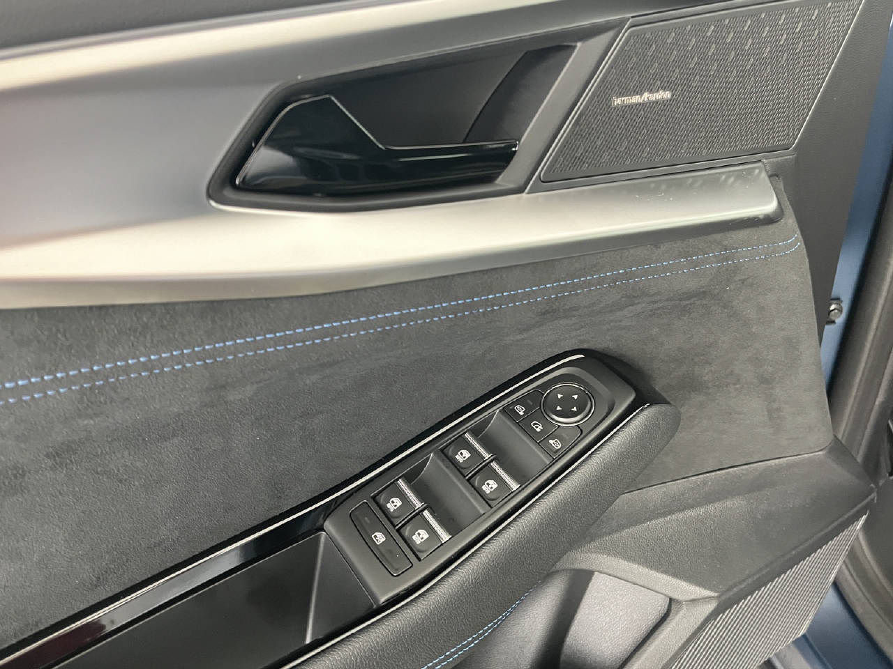 RENAULT Austral 1.2 E-Tech esprit Alpine-image-15