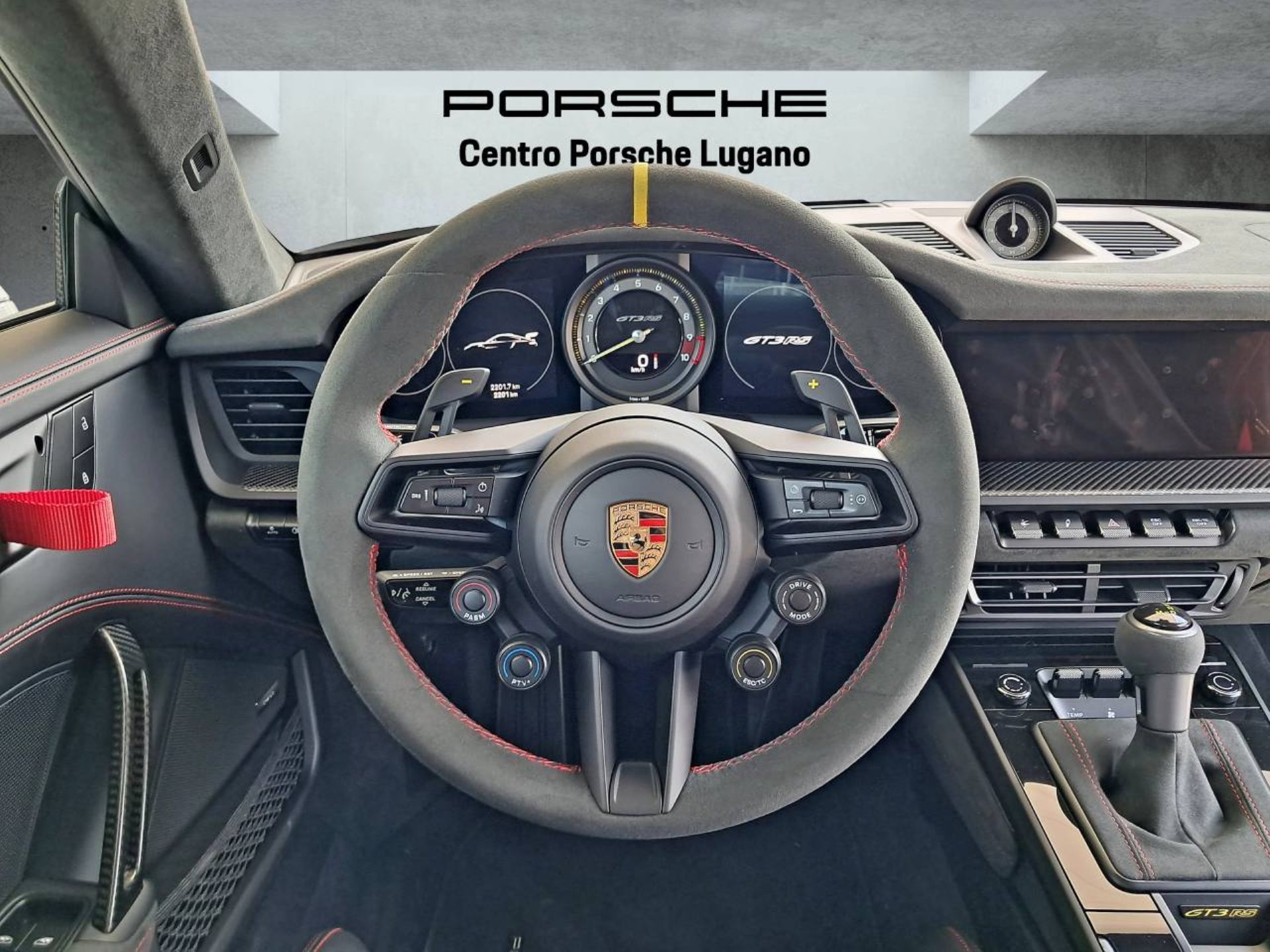 PORSCHE 911 GT3 RS-image-12