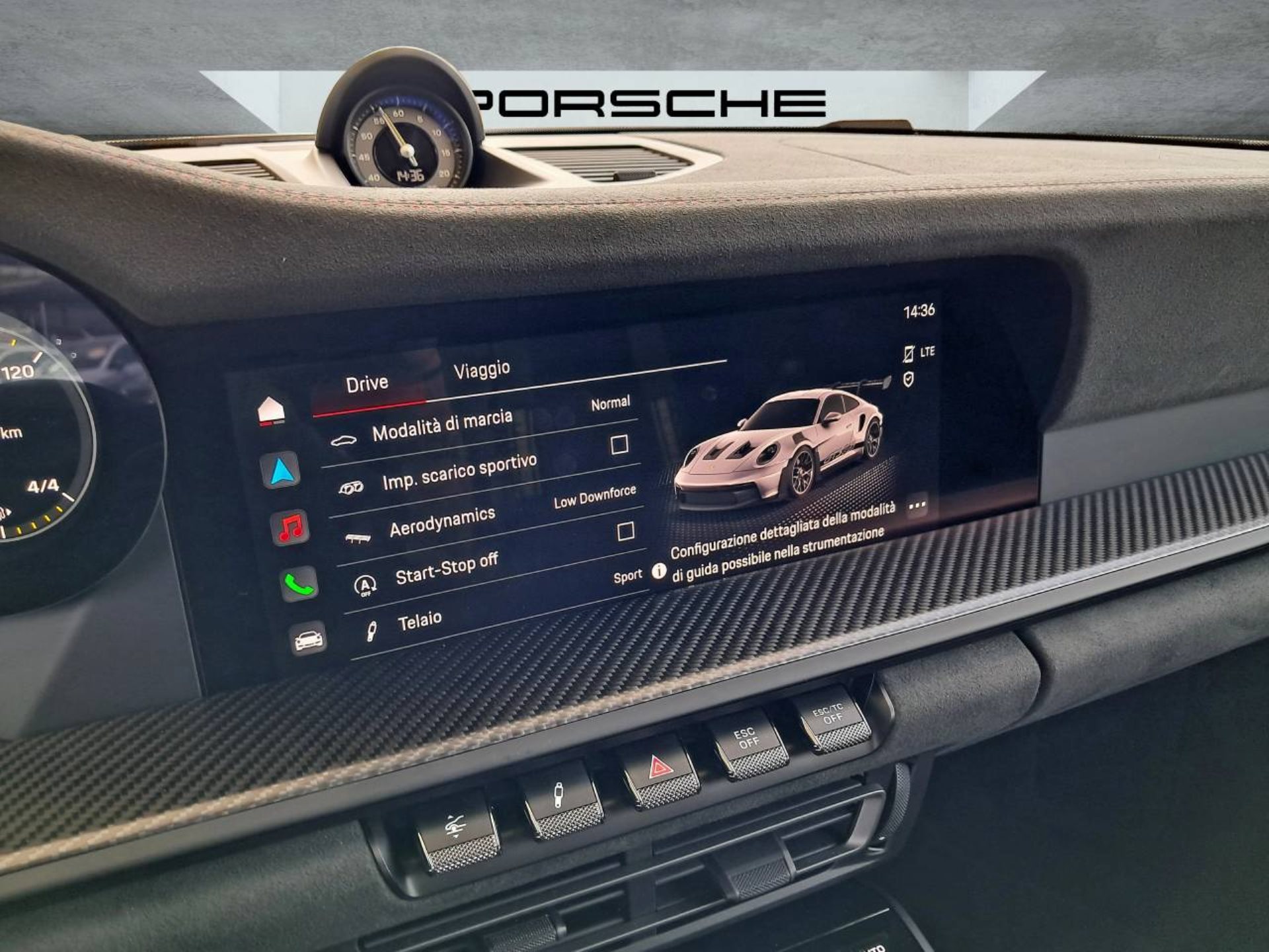 PORSCHE 911 GT3 RS-image-18