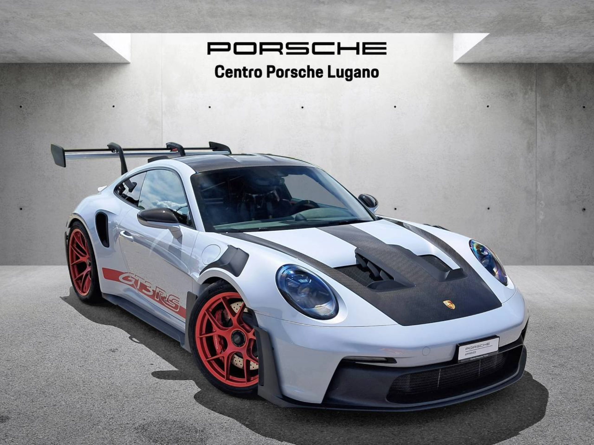 PORSCHE 911 GT3 RS