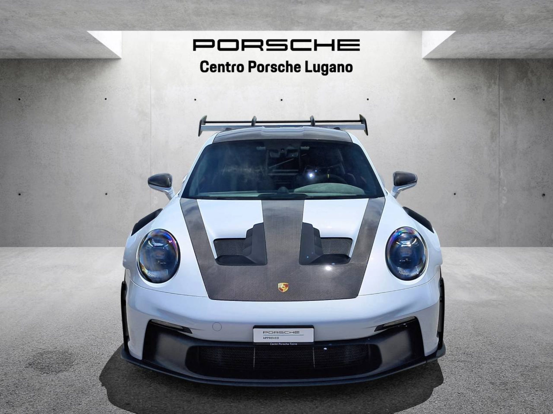 PORSCHE 911 GT3 RS-image-8