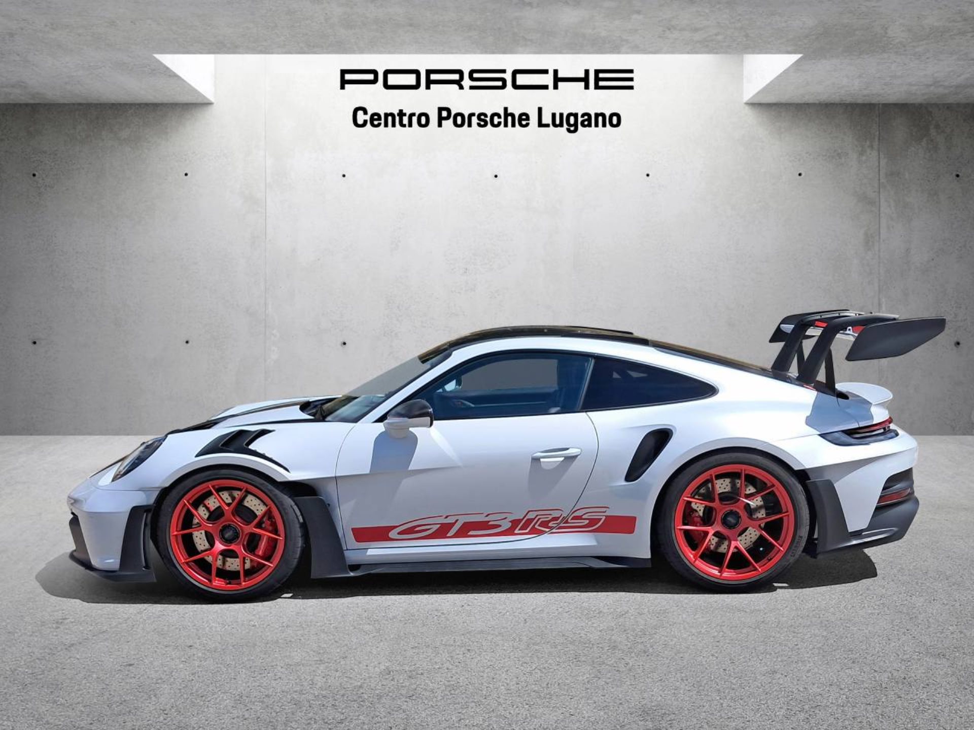 PORSCHE 911 GT3 RS-showroom-element-1