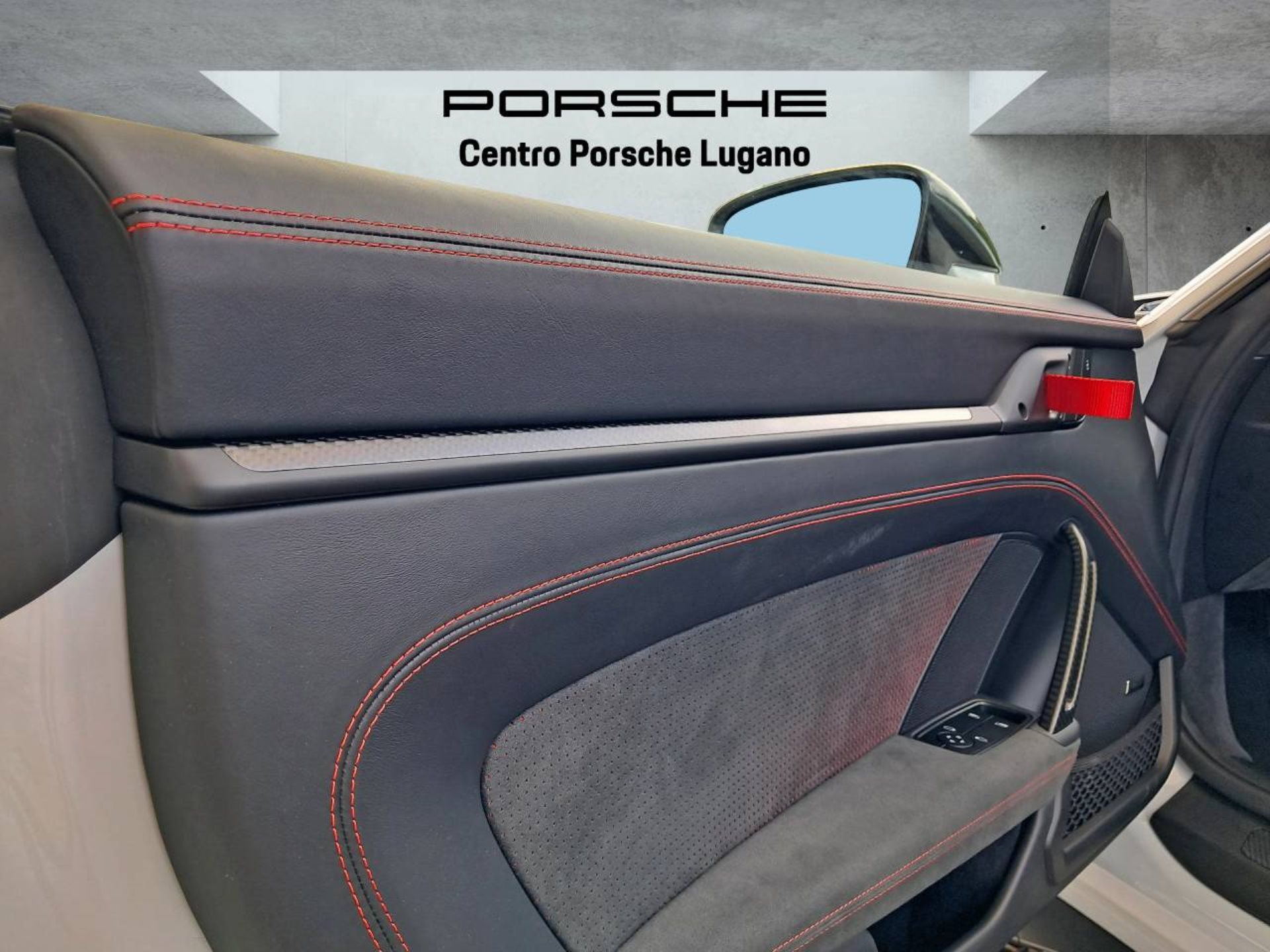 PORSCHE 911 GT3 RS-image-27