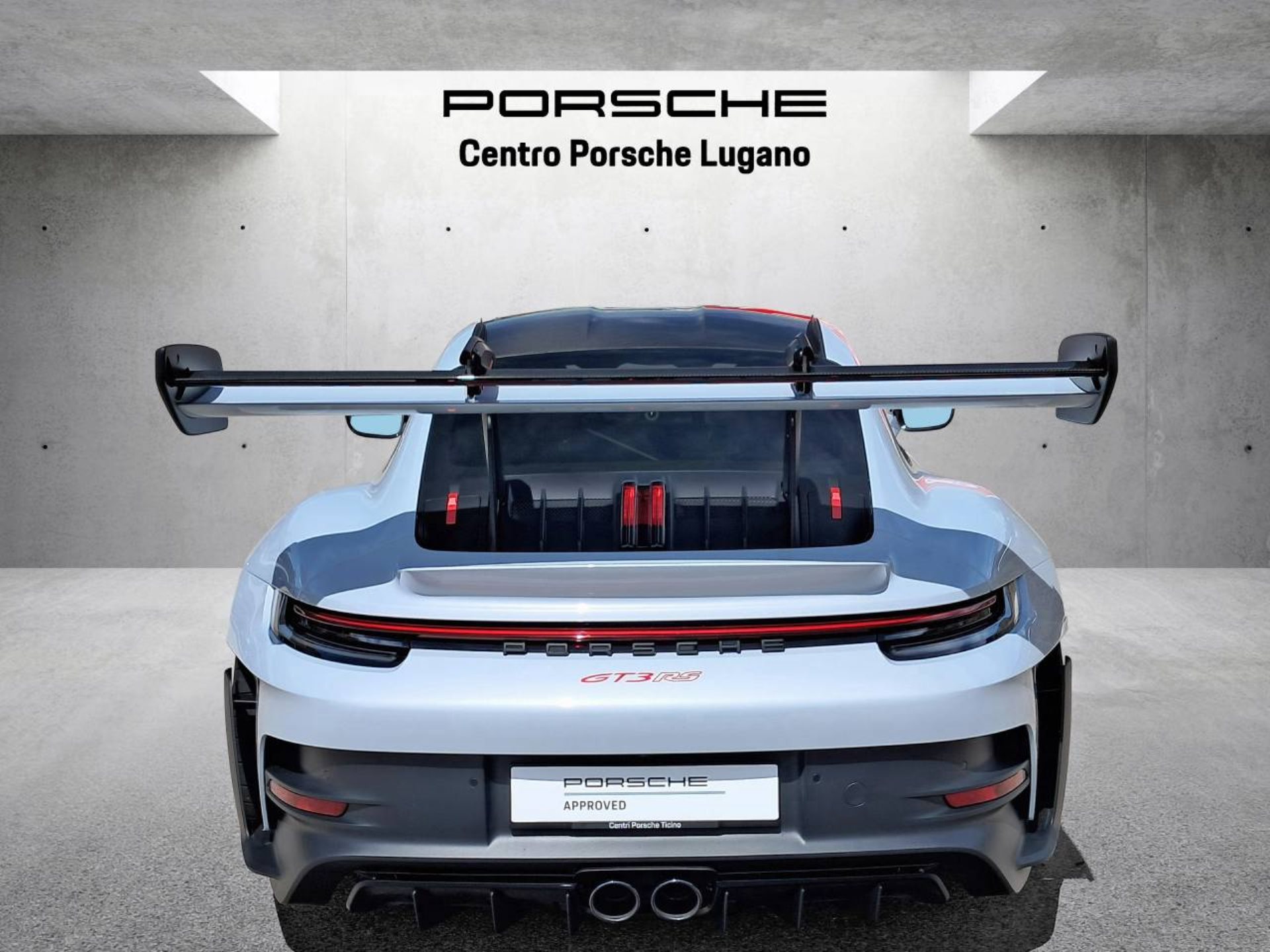 PORSCHE 911 GT3 RS-image-9