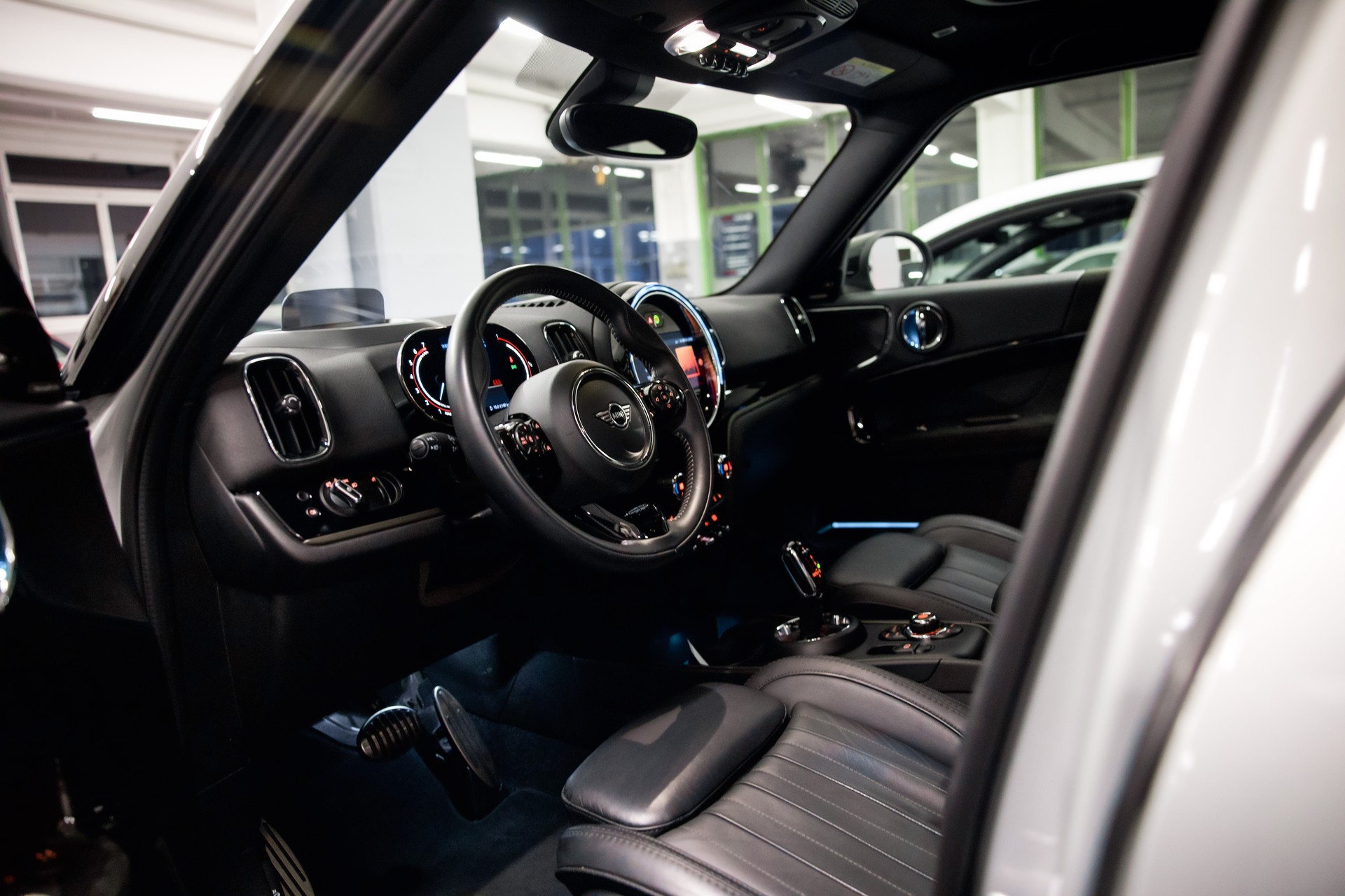 MINI Countryman John Cooper Works ALL4 Steptronic *CH-FHZ.*-image-16