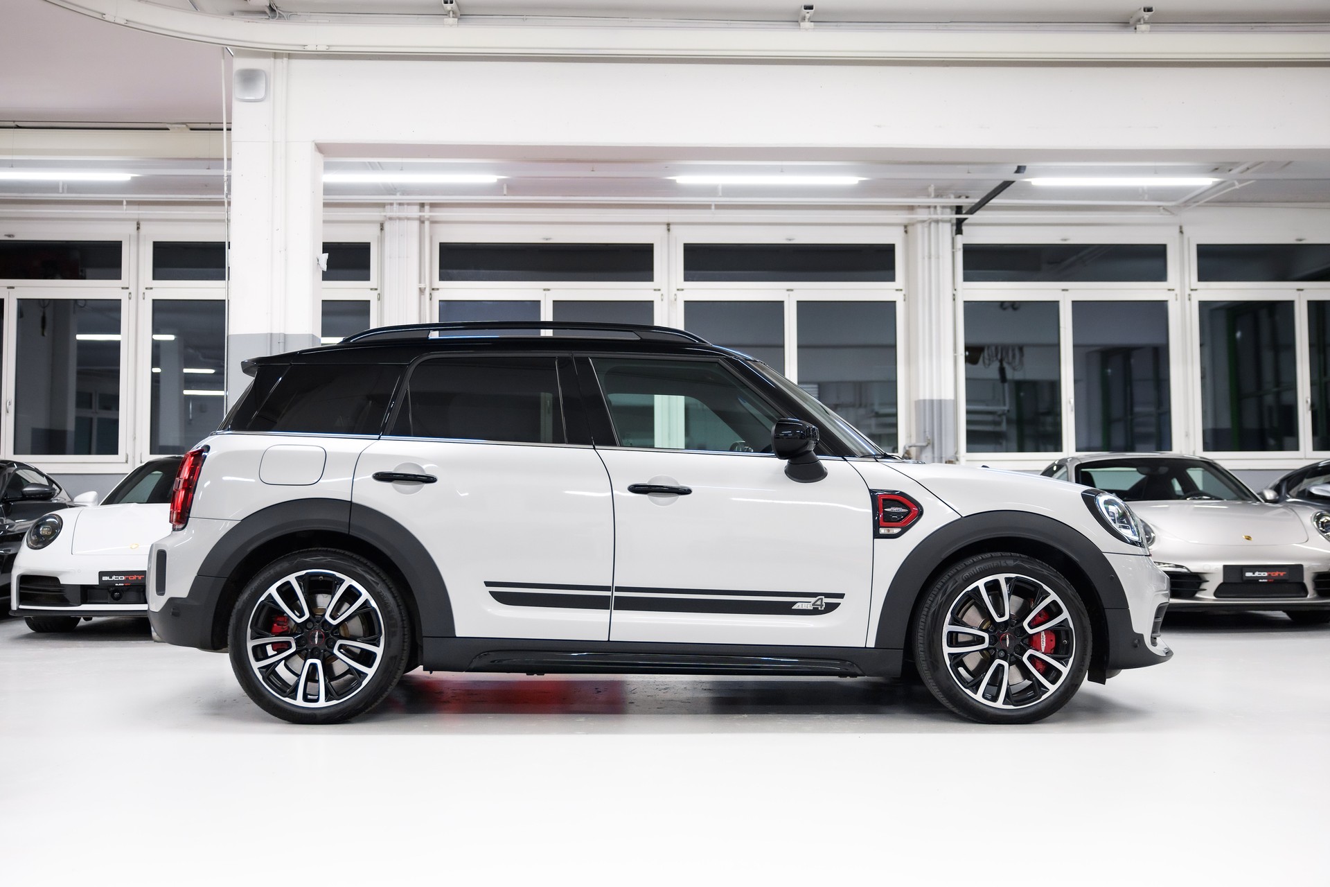 MINI Countryman John Cooper Works ALL4 Steptronic *CH-FHZ.*-showroom-element-3