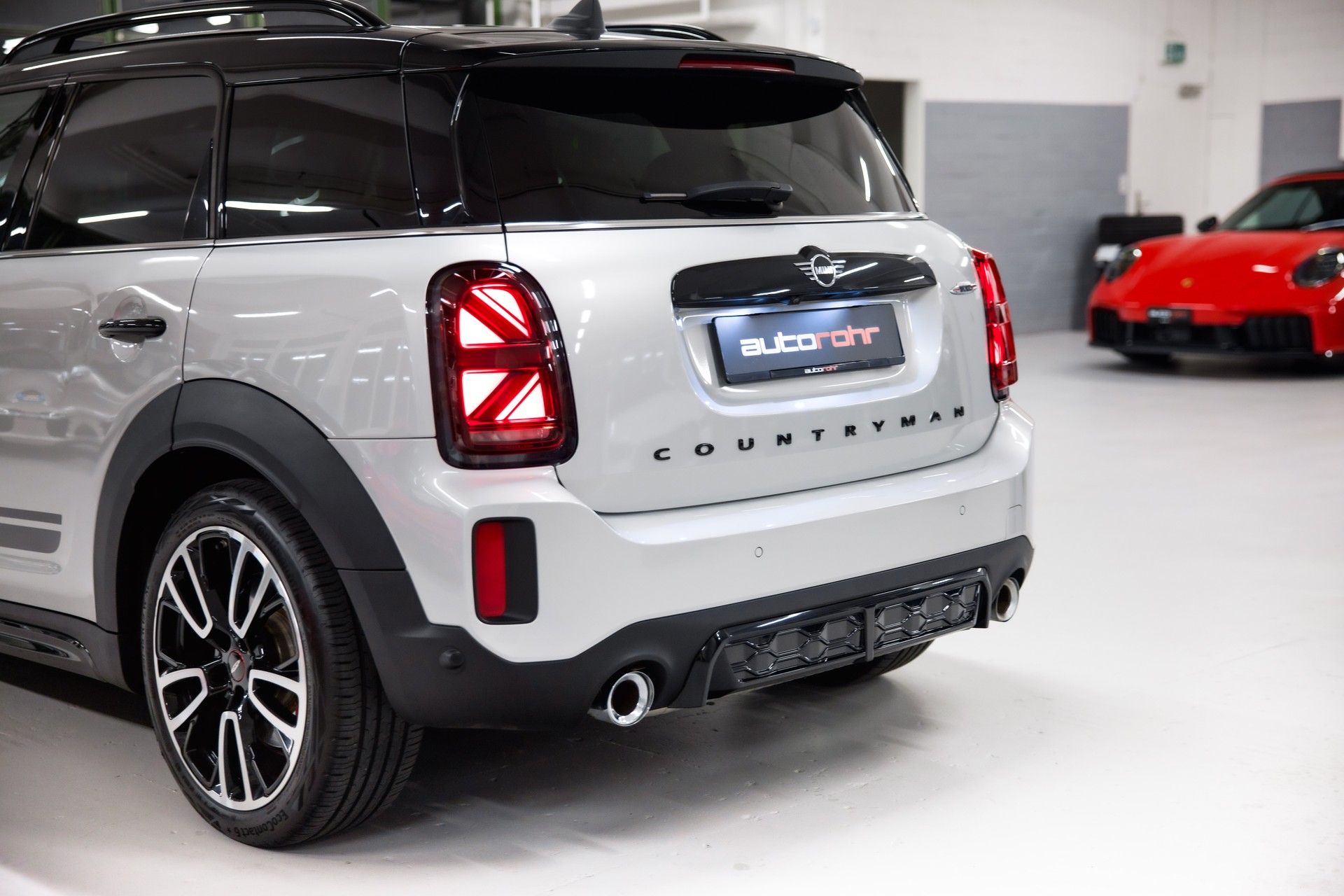 MINI Countryman John Cooper Works ALL4 Steptronic *CH-FHZ.*-image-13