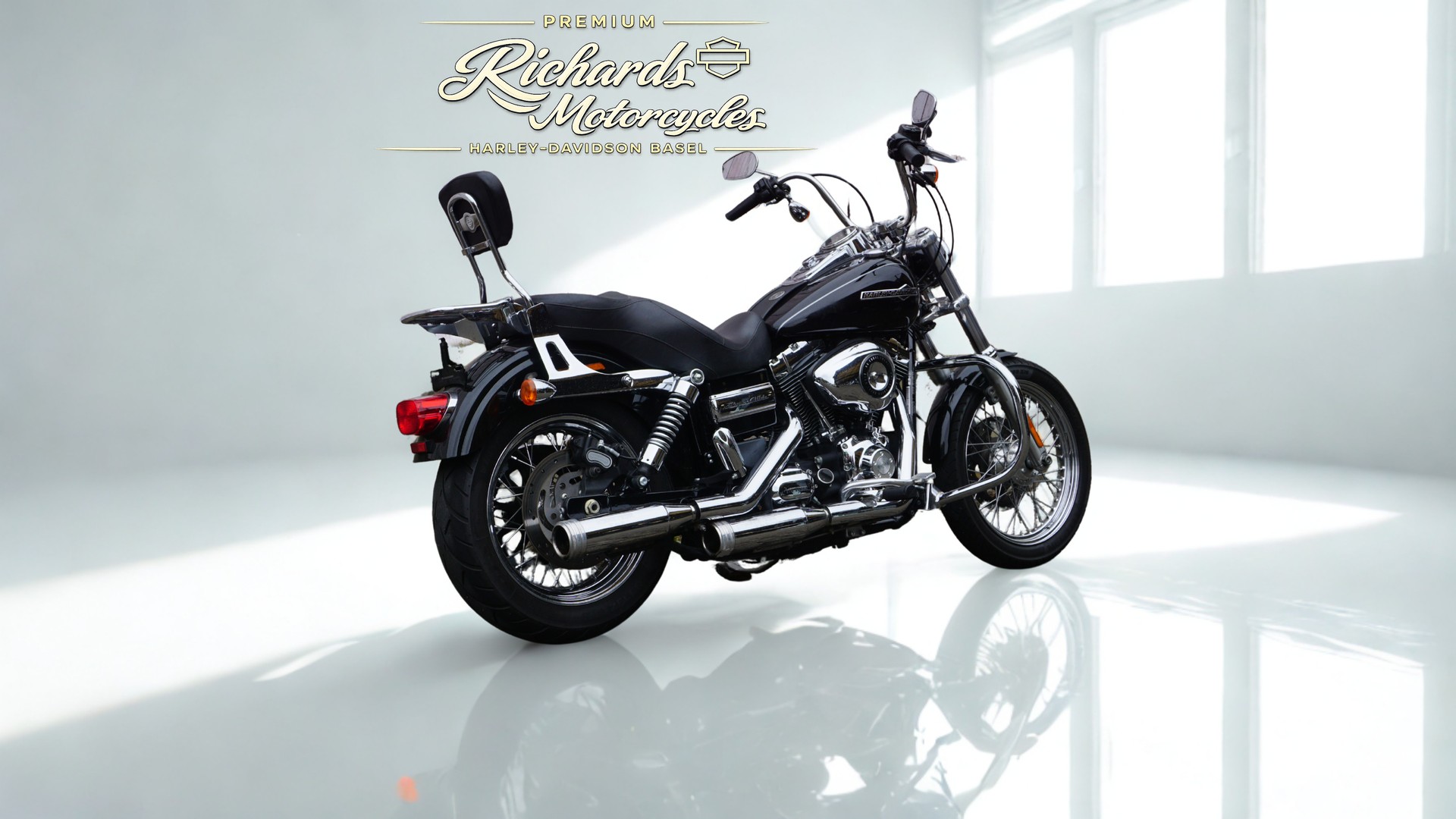 HARLEY-DAVIDSON FXDCI Dyna Super Glide Custom ABS-image-2