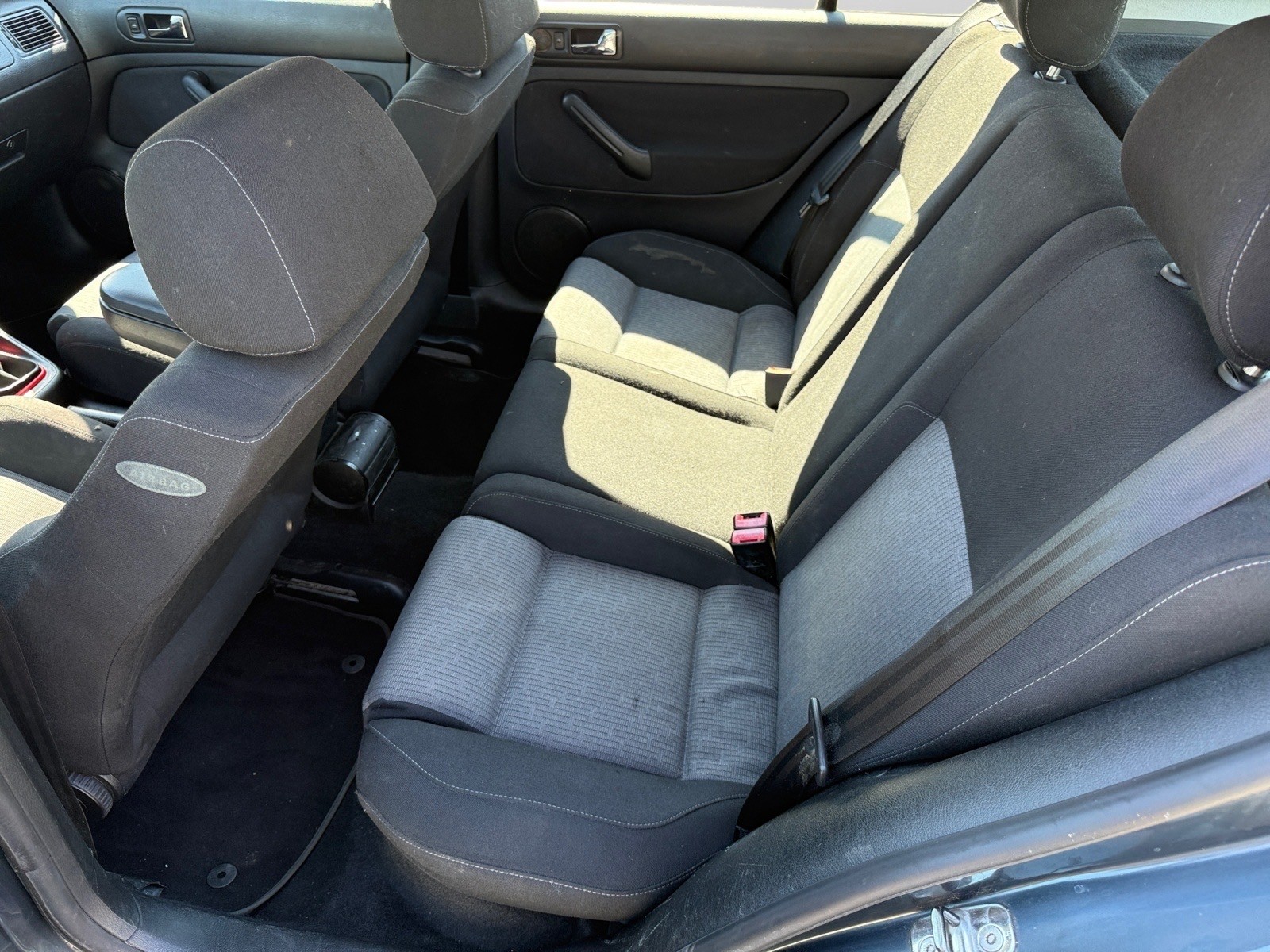 VW Golf 1.6 16V Pacific-image-11