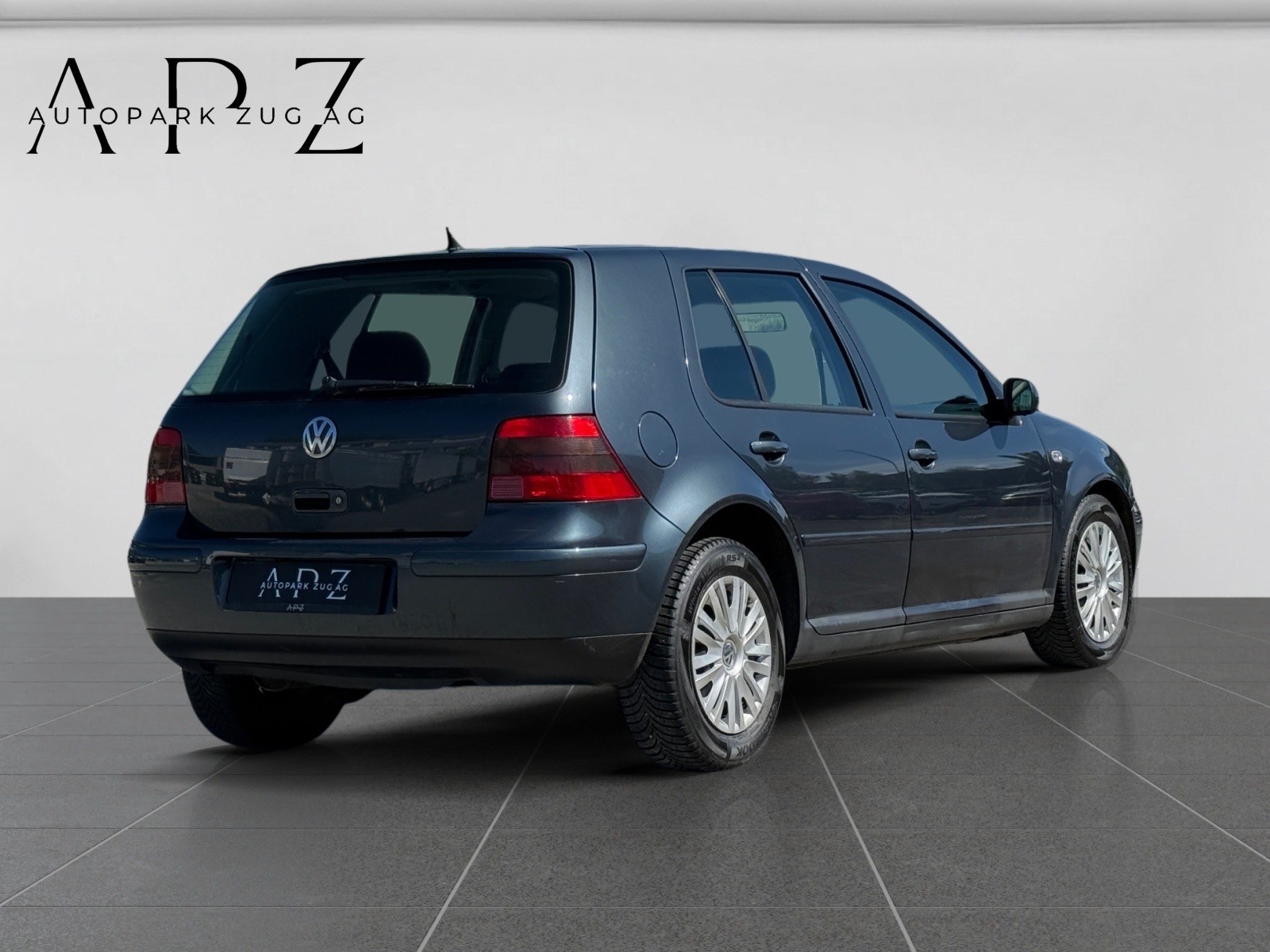 VW Golf 1.6 16V Pacific-image-4