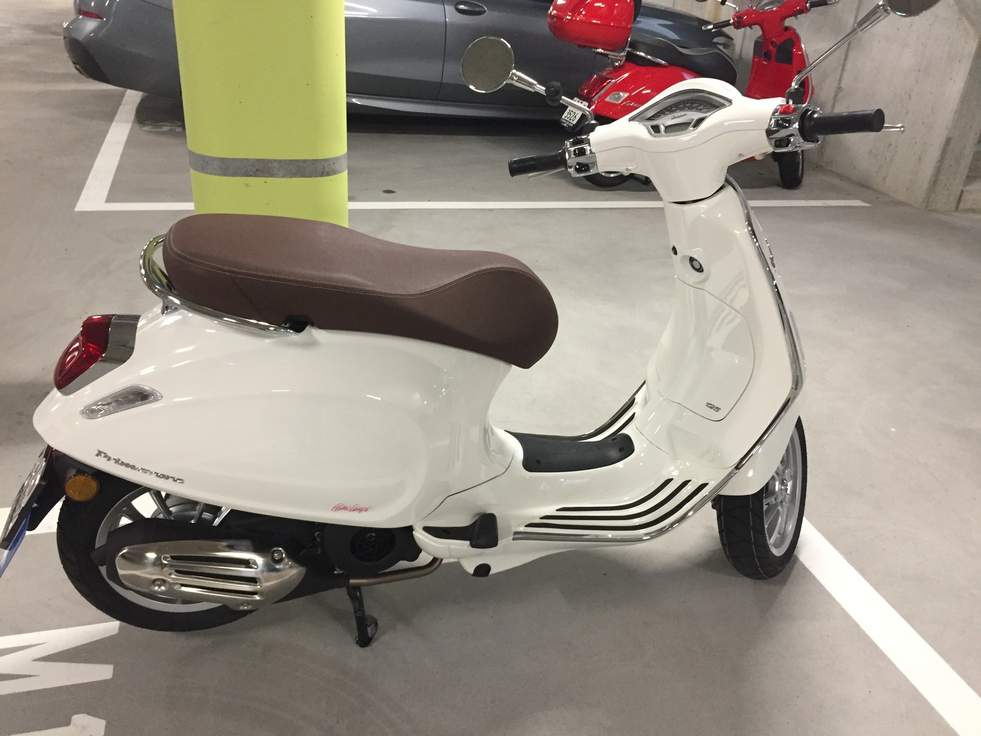 PIAGGIO Vespa 125 Primavera i.e. 3V ABS-image-2