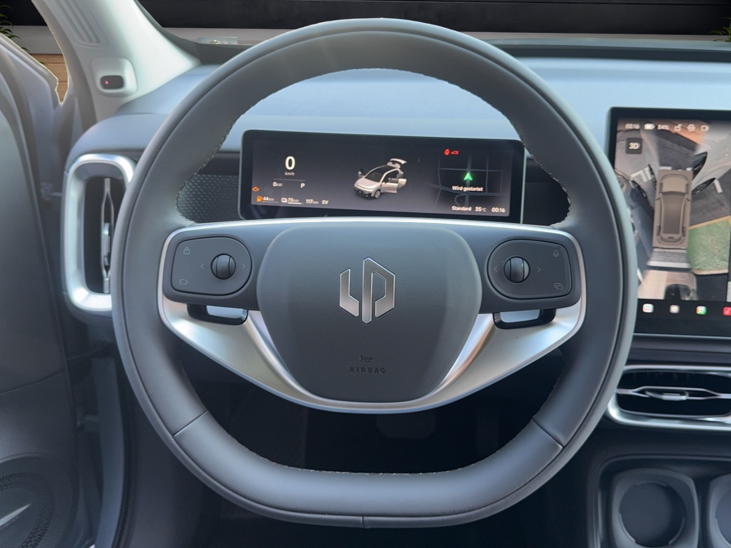 LEAPMOTOR B10 1.5 Hybrid EV-image-13