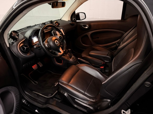 SMART fortwo Brabus Xclusive twinmatic-image-16