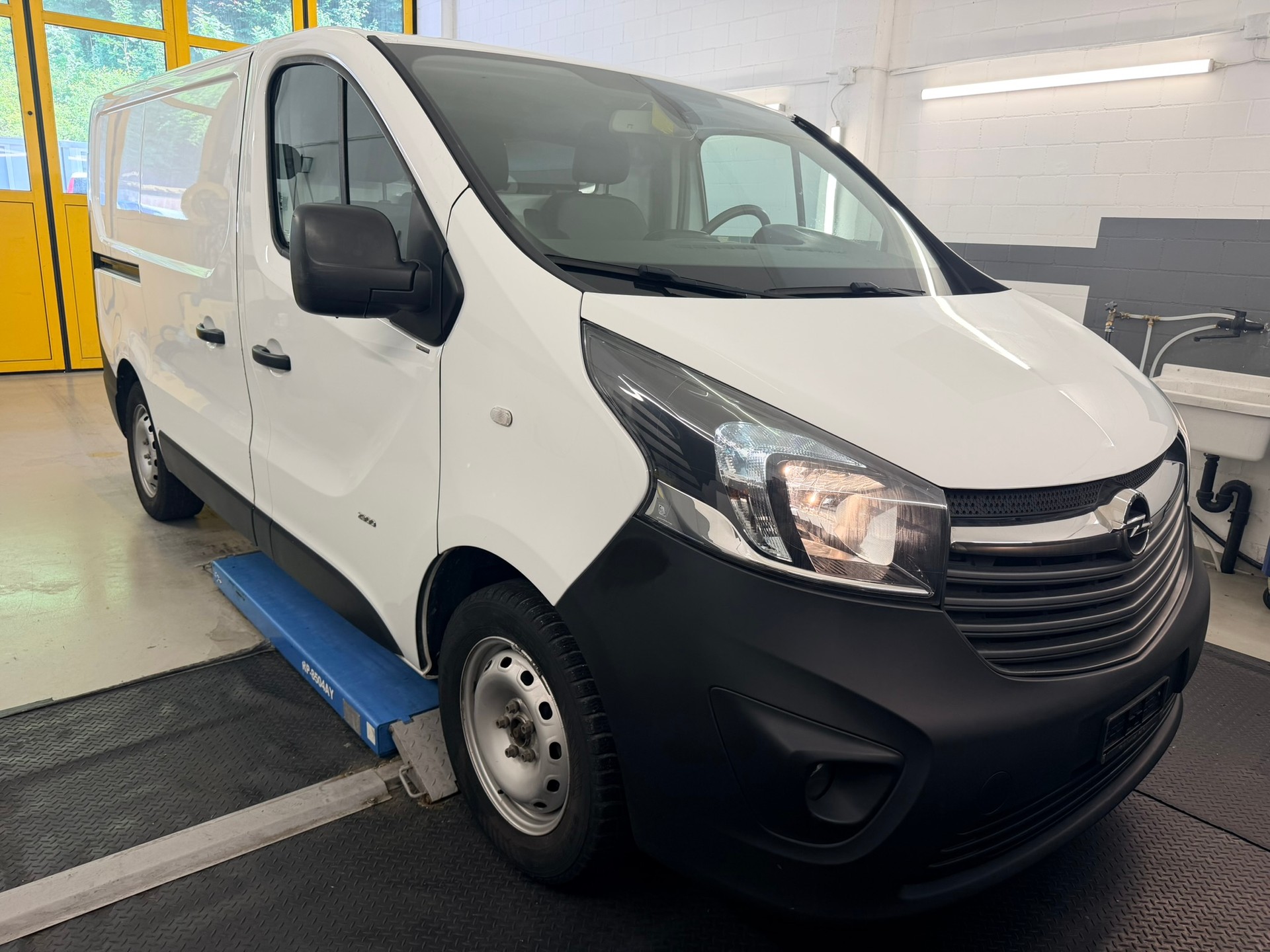 OPEL Vivaro 1.6 CDTI 2.9t L1H1-showroom-element-2
