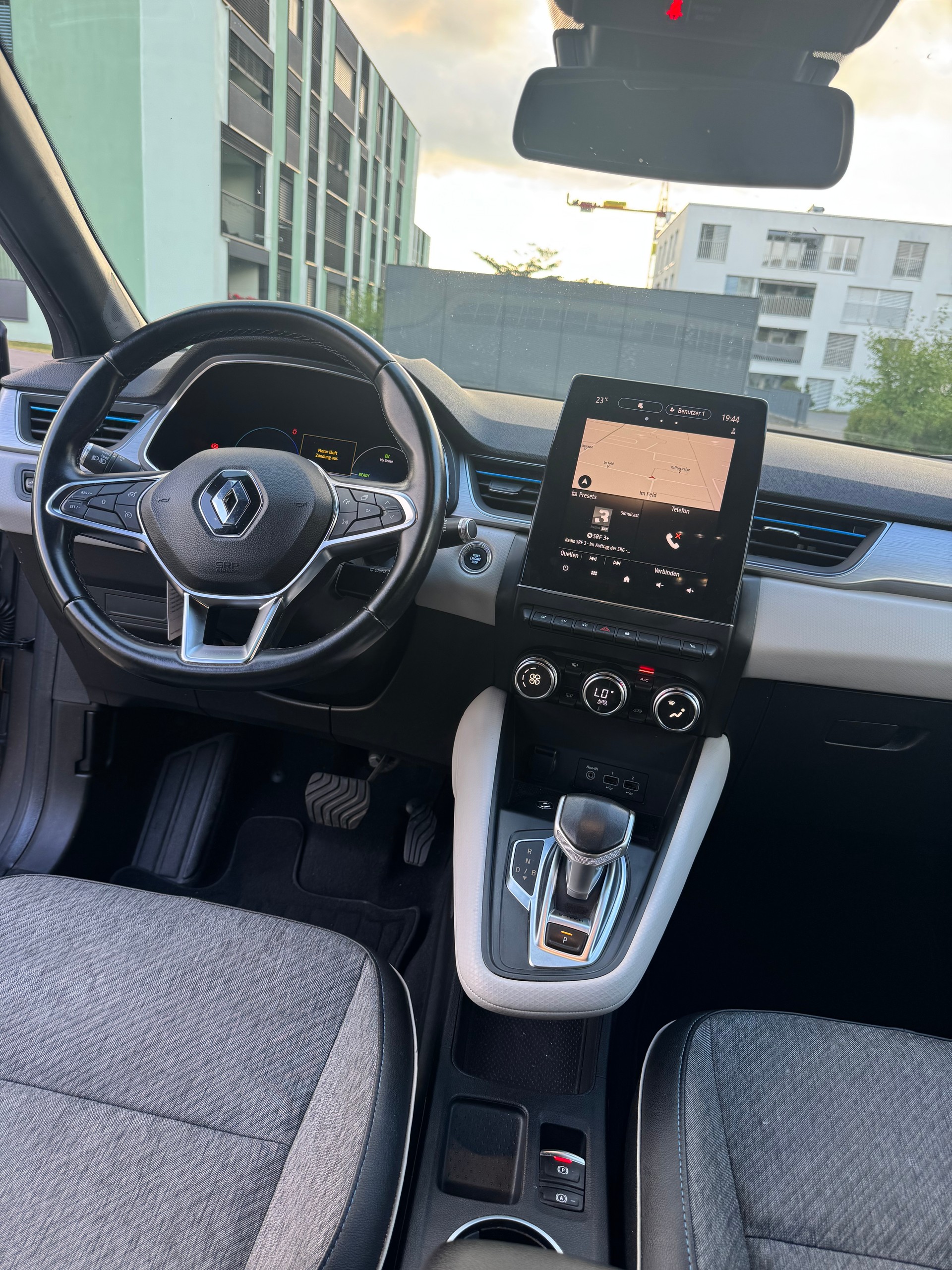 RENAULT Captur 1.6 E-Tech Edition1 DHT Hybrid-image-10