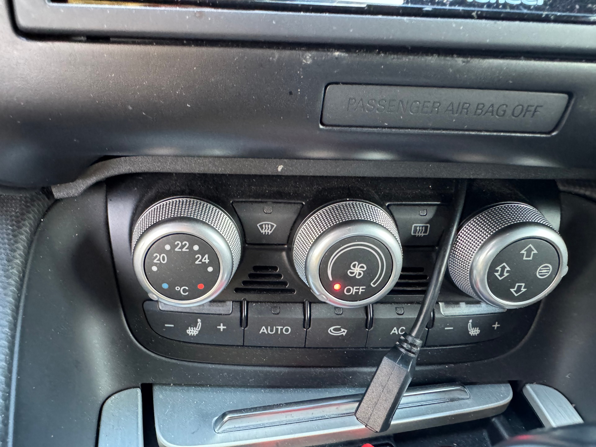RENAULT Captur 1.6 E-Tech Edition1 DHT Hybrid-image-9