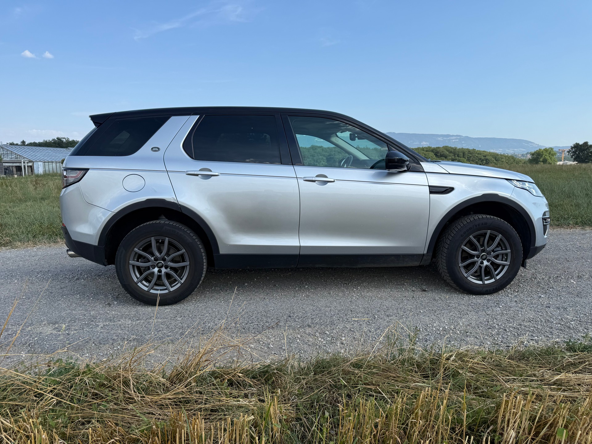 LAND ROVER Discovery Sport 2.0 Si4 SE AT9-image-5