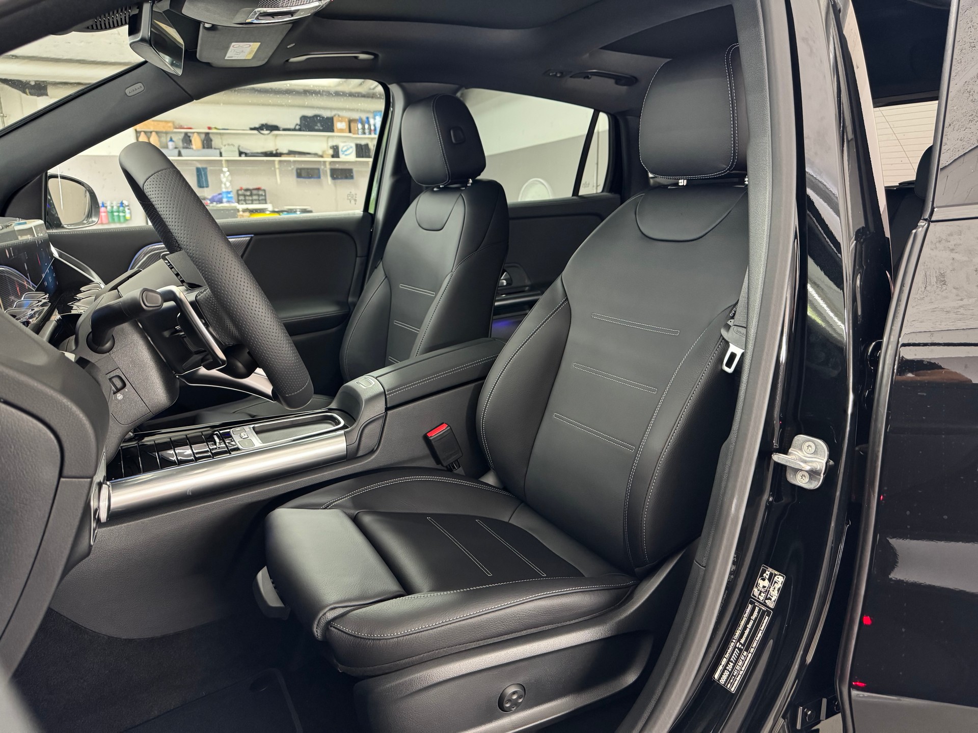 MERCEDES-BENZ GLA AMG 35 4Matic 8G-DCT-image-11