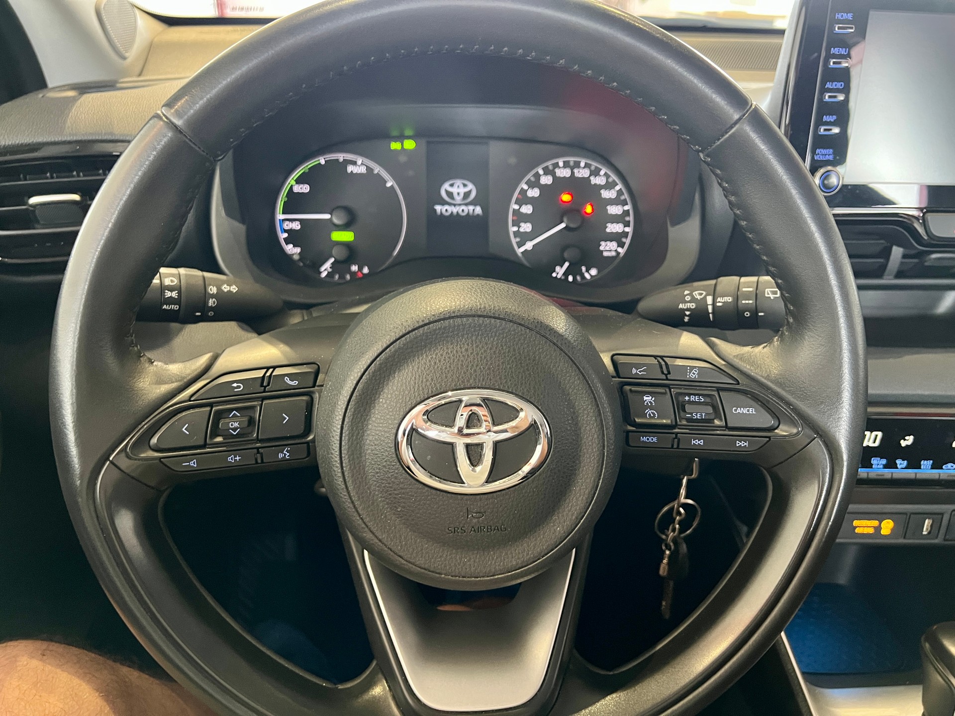 TOYOTA Yaris 1.5 Trend e-CVT-image-15