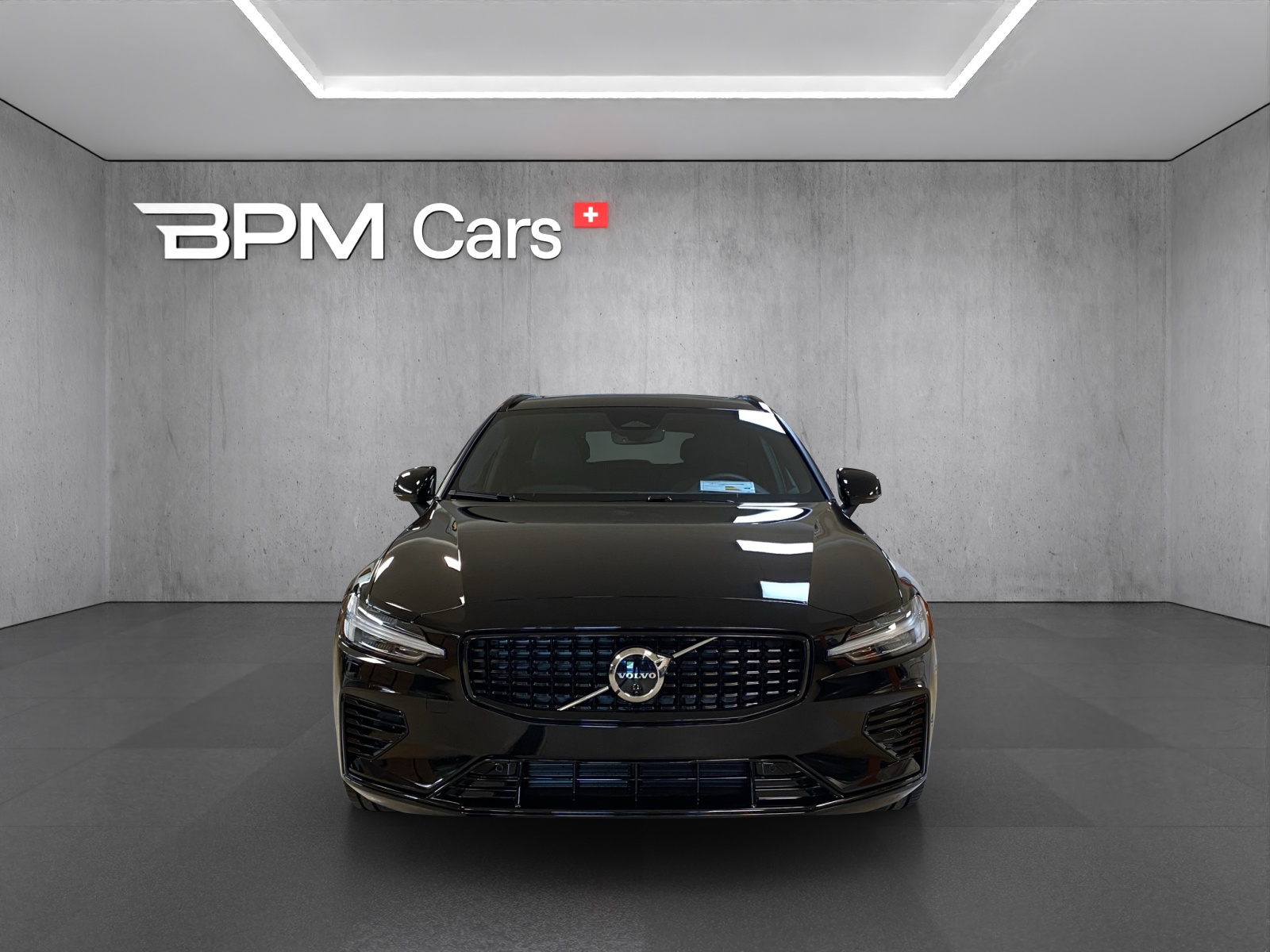 VOLVO V60 2.0 T6 TE Ultra Dark eAWD-showroom-element-1