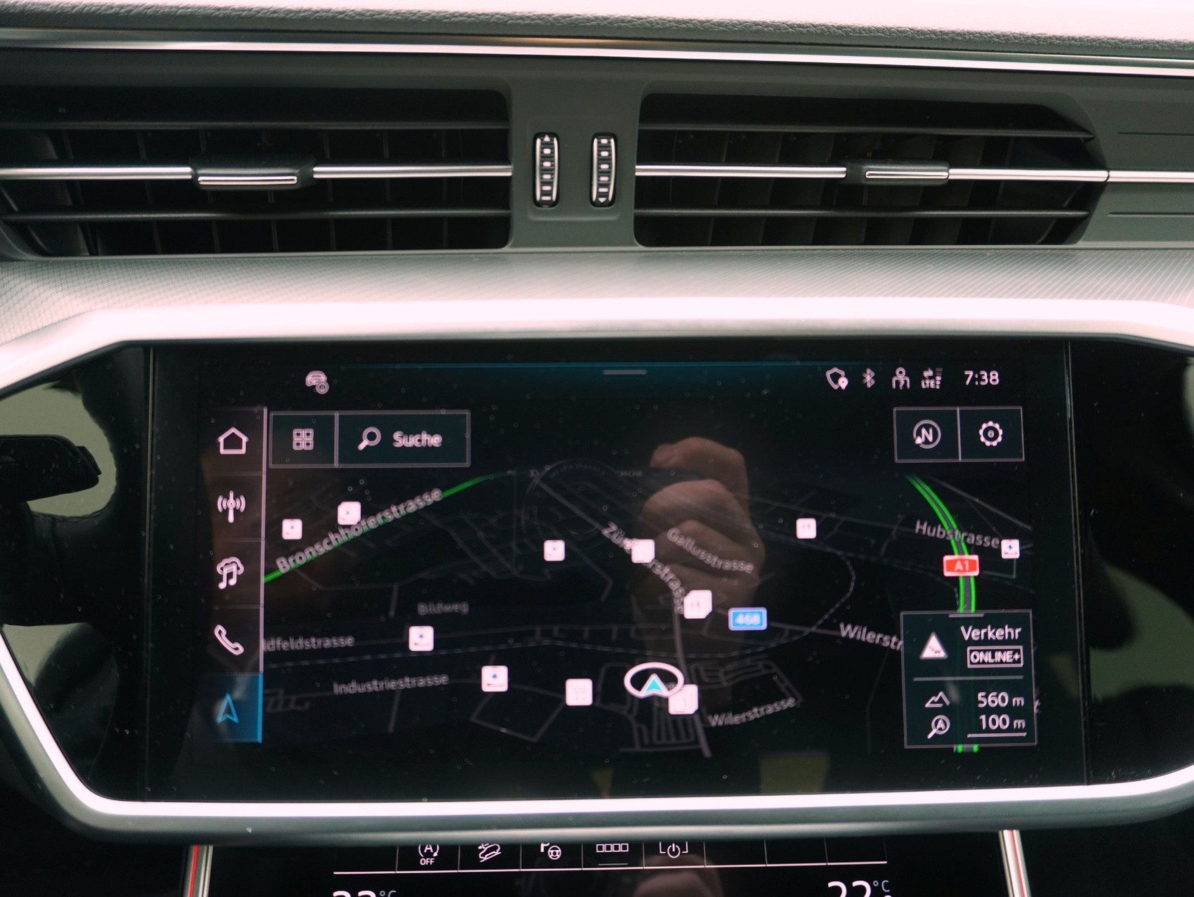 AUDI A6 allroad 40 TDI quattro S-Tronic **Audi Werksgarantie bis 10/2029**-image-29