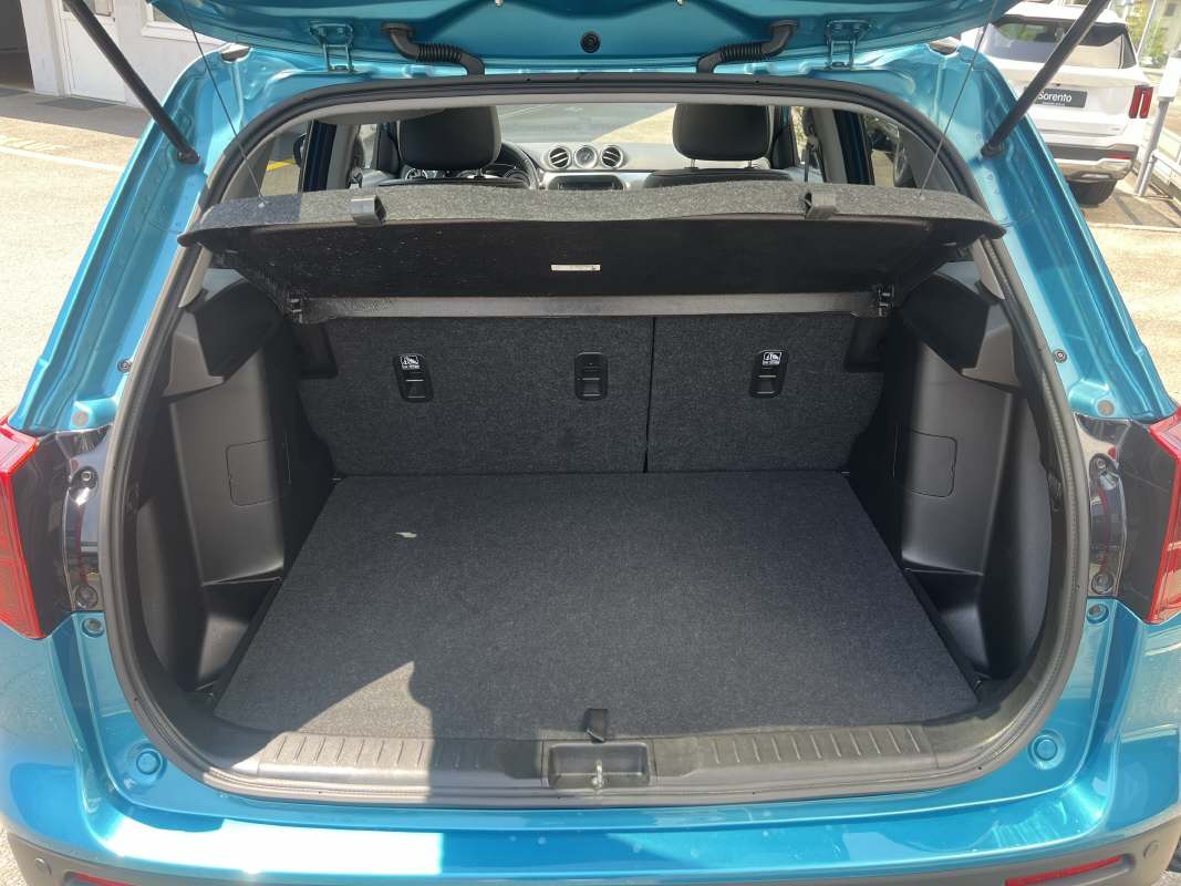 SUZUKI Vitara 1.4 T Compact Top 4x4-image-4