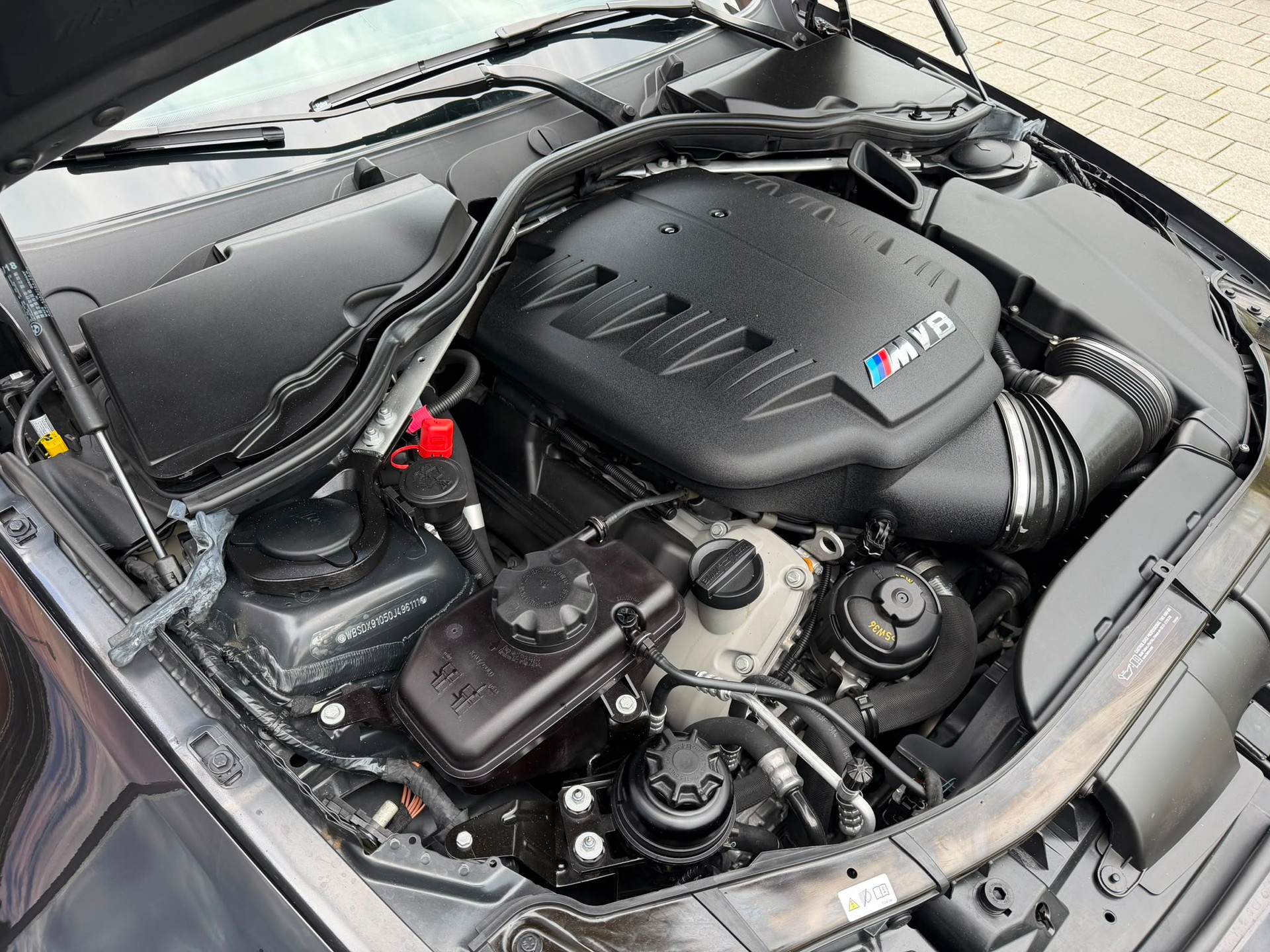 BMW M3 Cabriolet-image-13