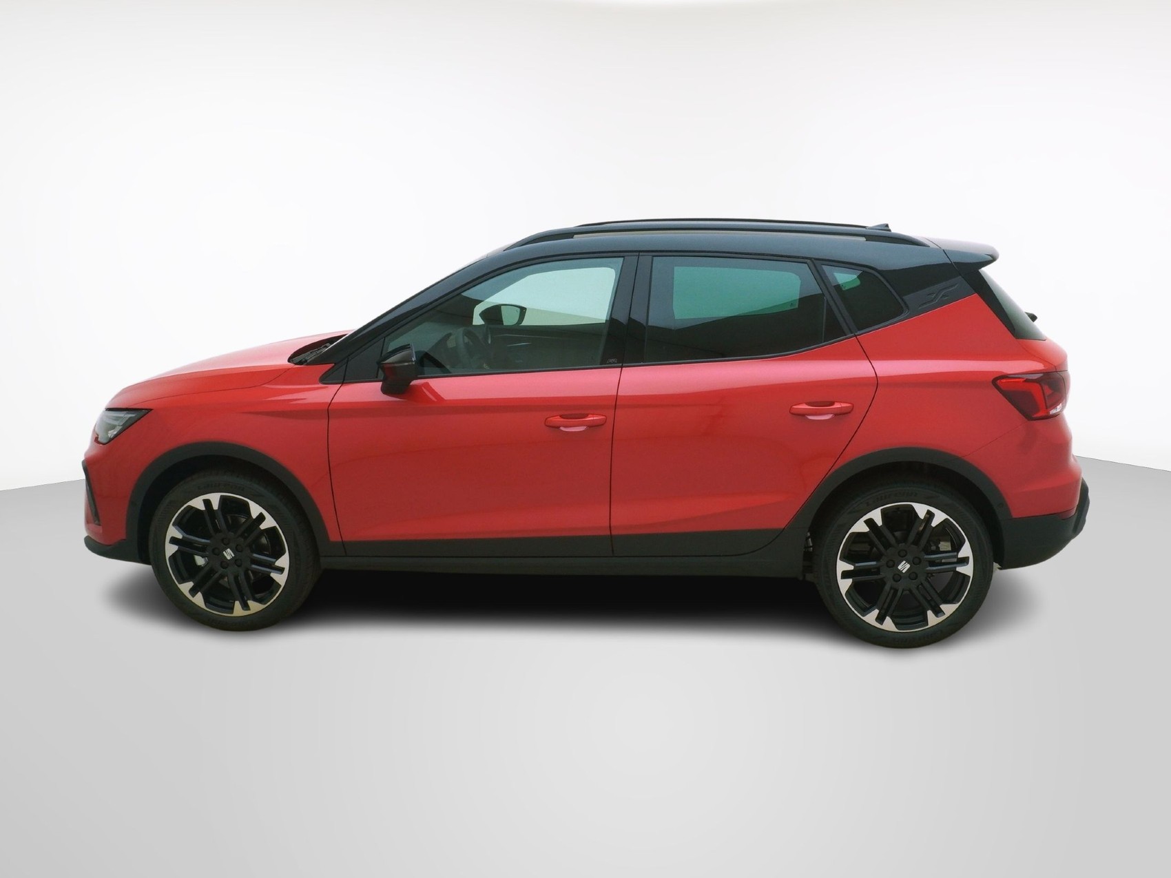 SEAT Arona 1.5 TSI FR DSG *Rundumsorglospaket*-showroom-element-1