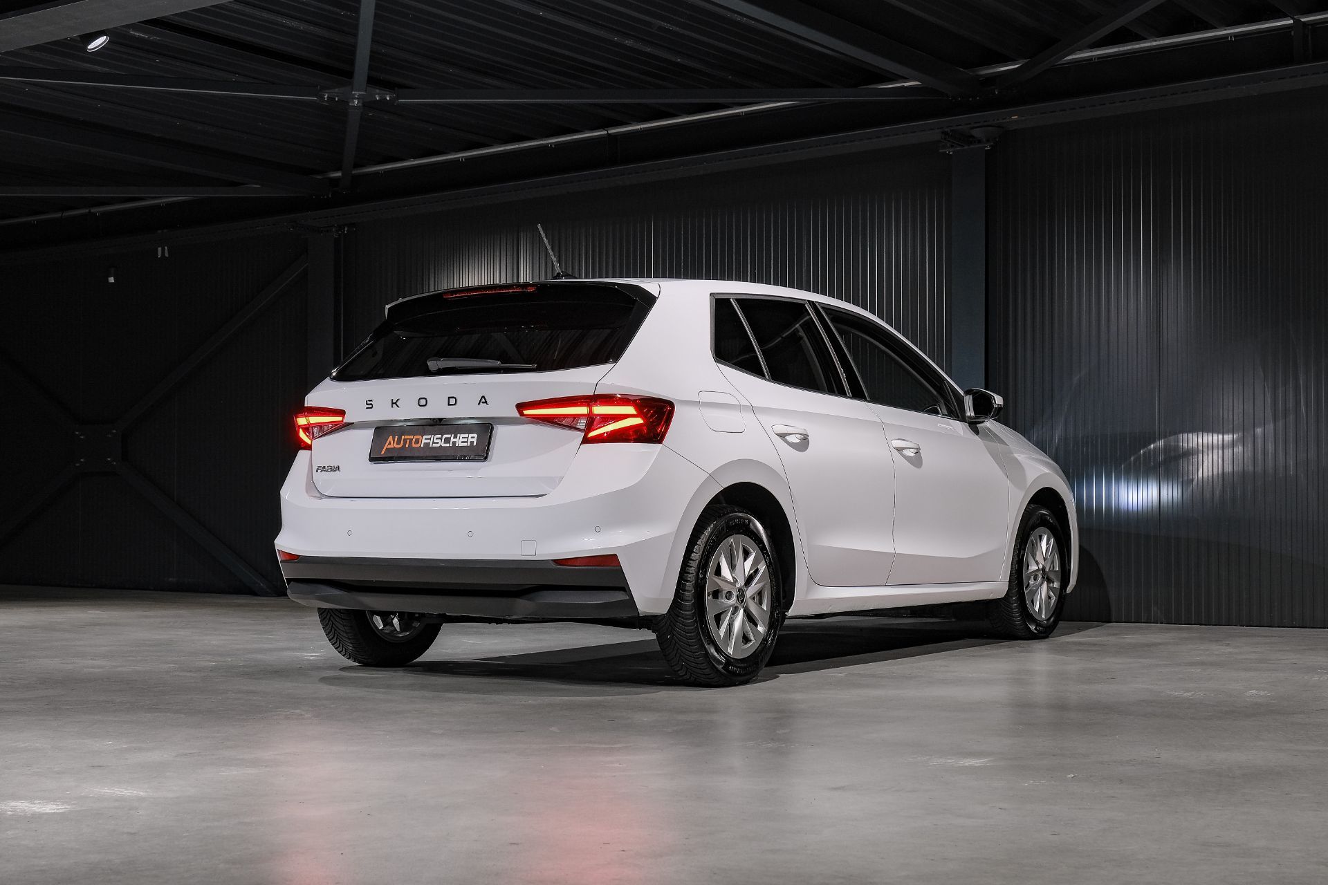SKODA Fabia 1.0 TSI Top Selection DSG-image-6