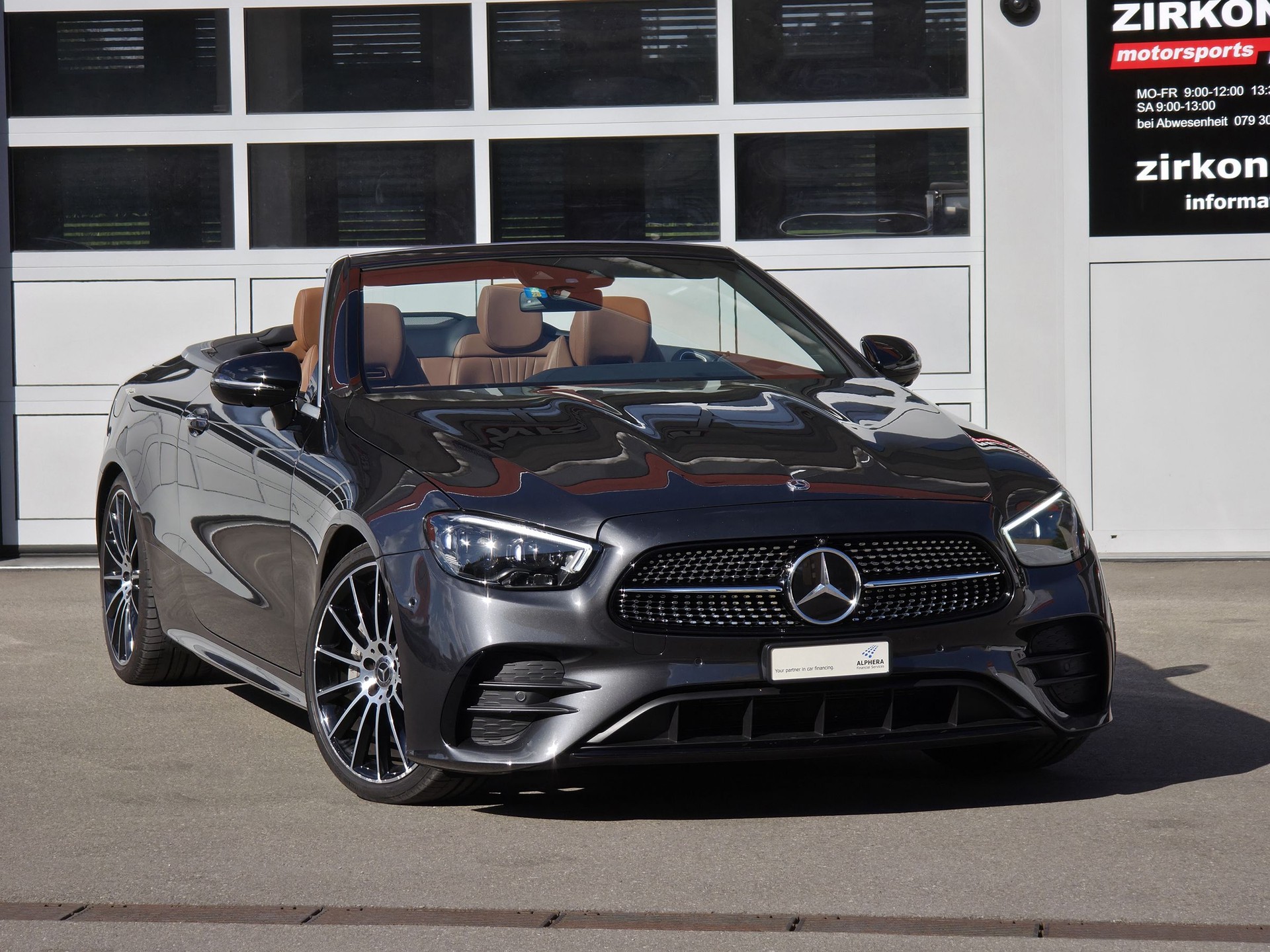 MERCEDES-BENZ E 450 Cabriolet 4Matic AMG Line 9G-Tronic-showroom-element-1