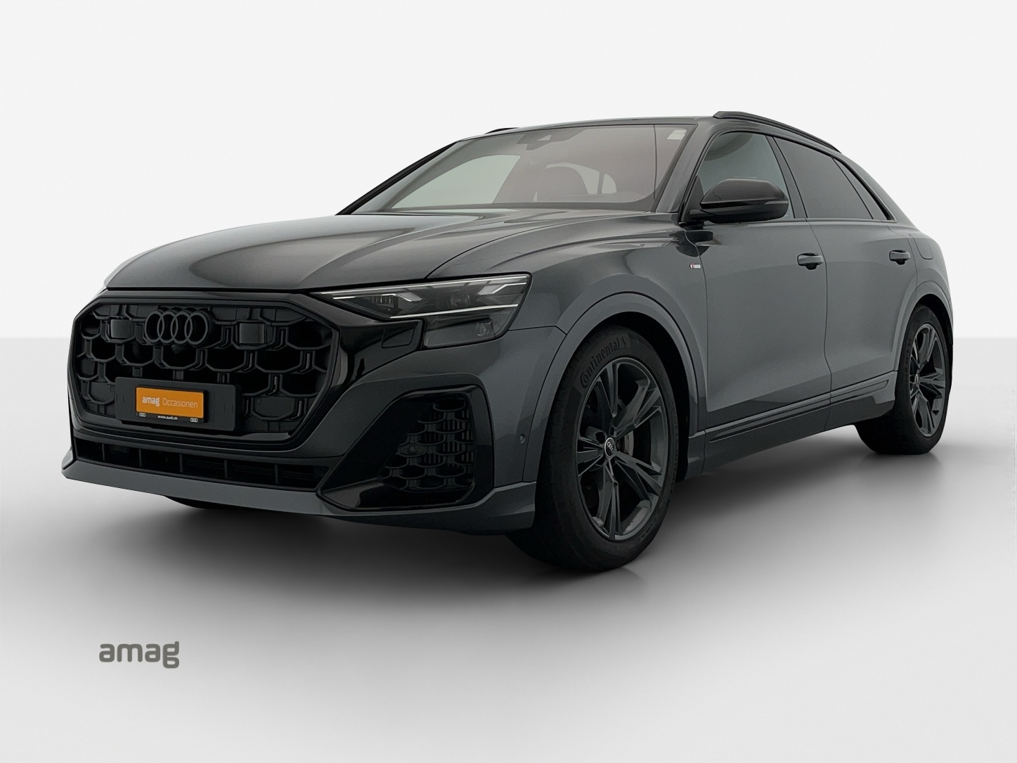 AUDI Q8 SUV TFSI e quattro 290 kW Attraction tiptronic