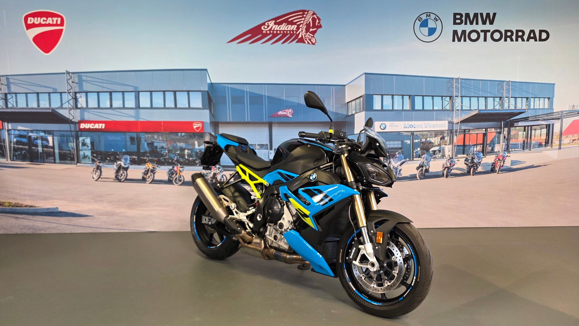 BMW S 1000 R-image-0