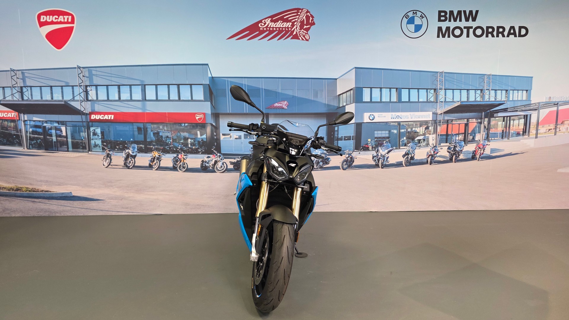 BMW S 1000 R-image-1